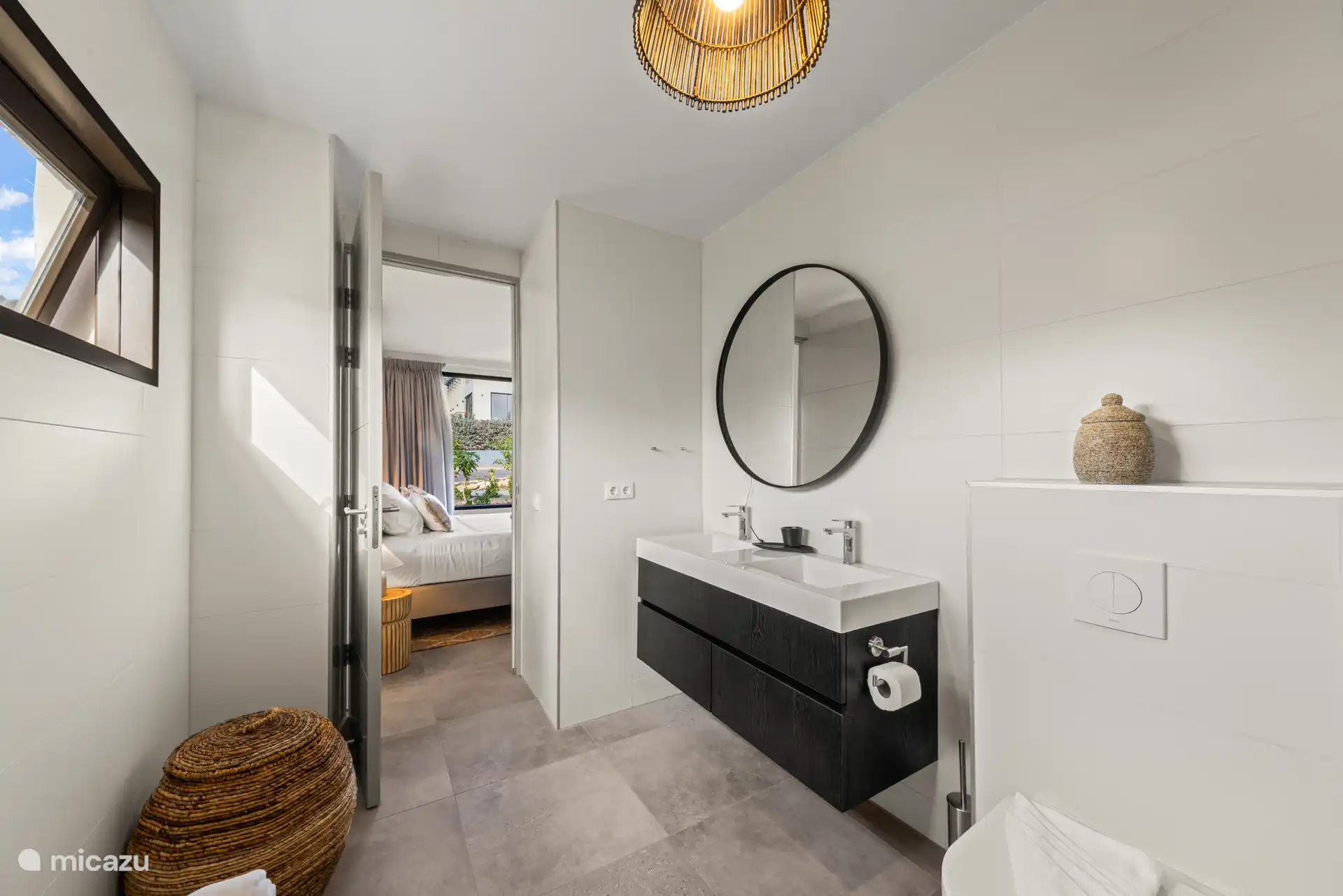 Bathroom attached to the Master bedroom