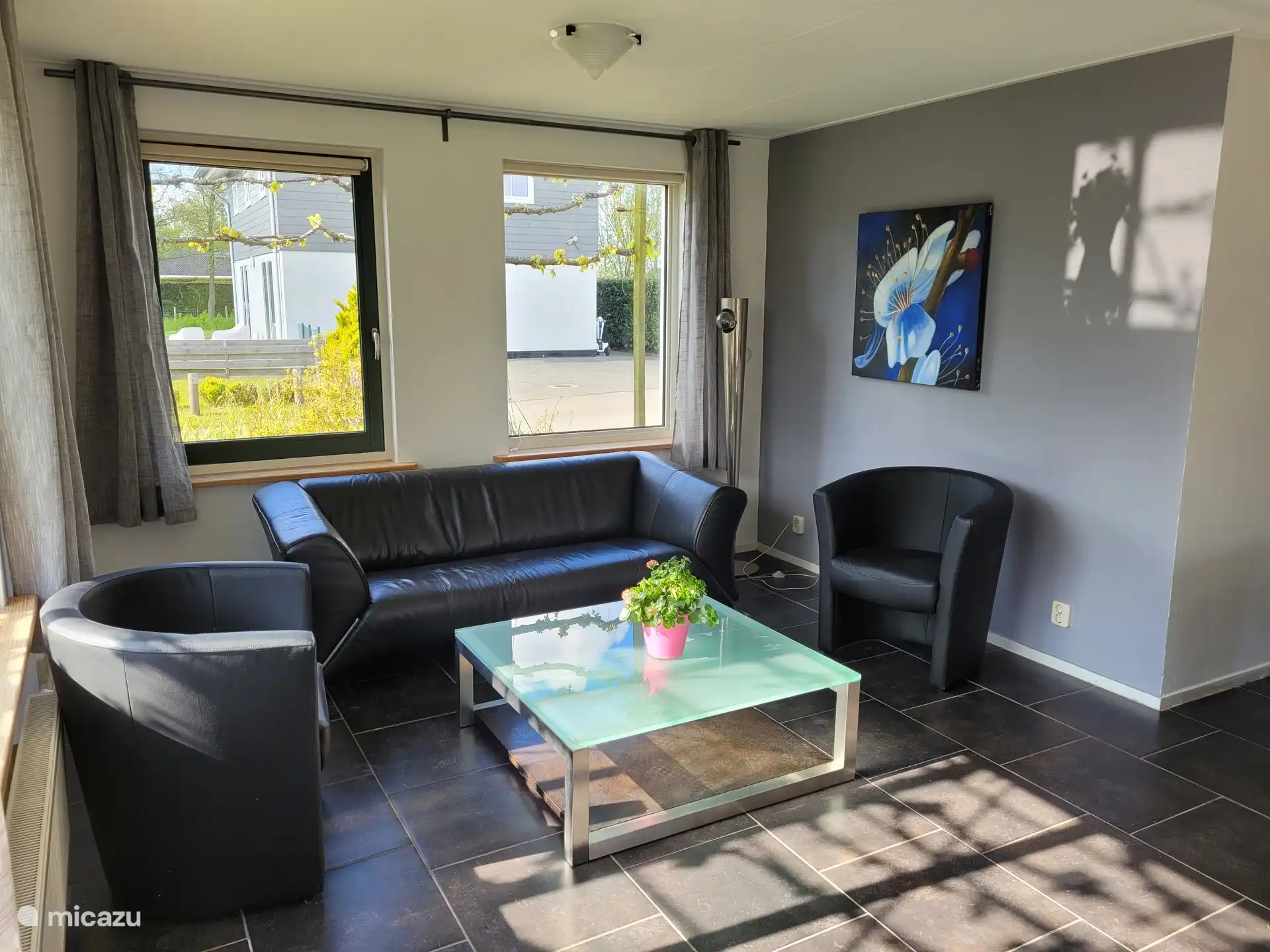 Seating area