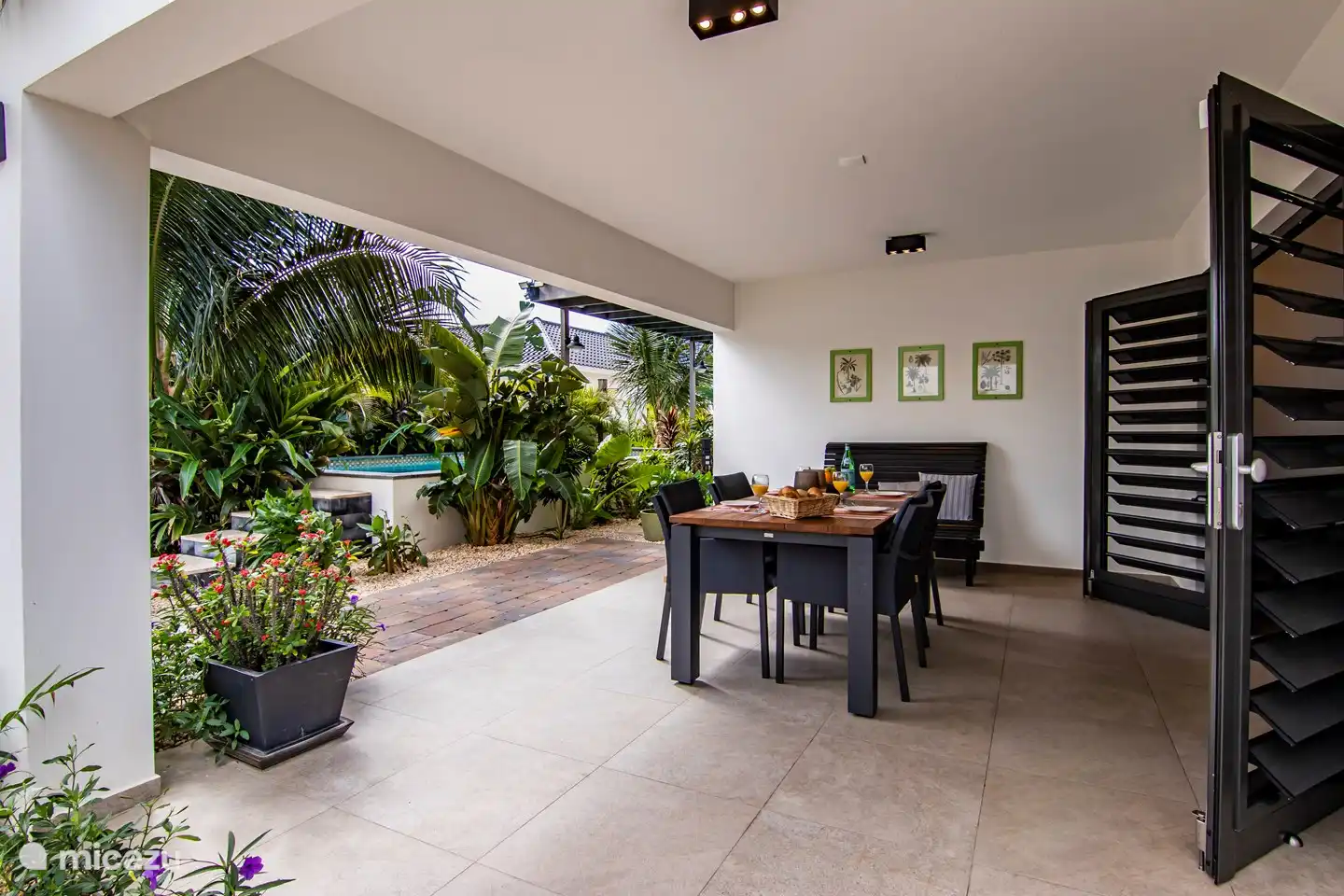 Overdekte buitenruimte