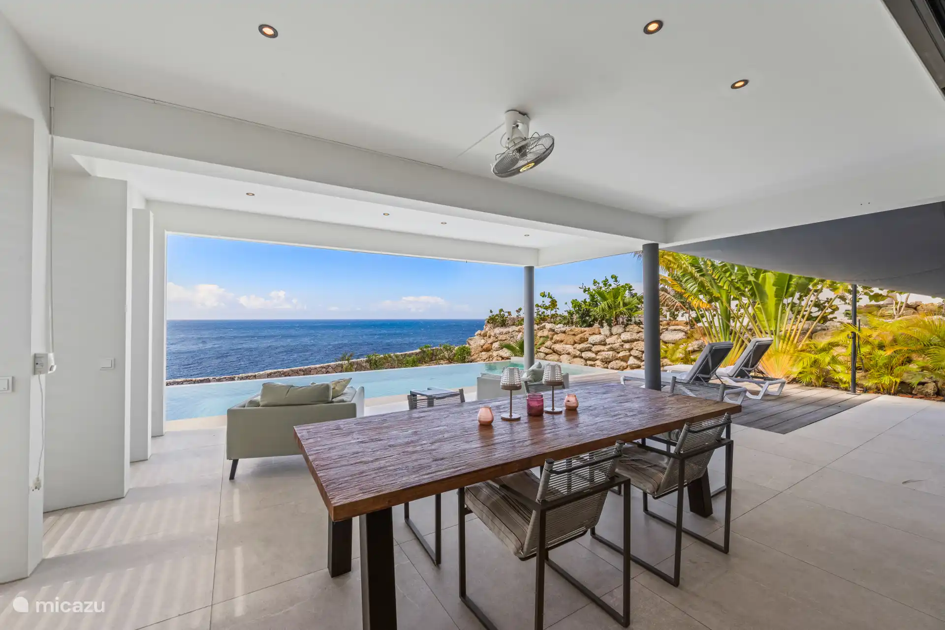 Köstliches Essen im Freien.