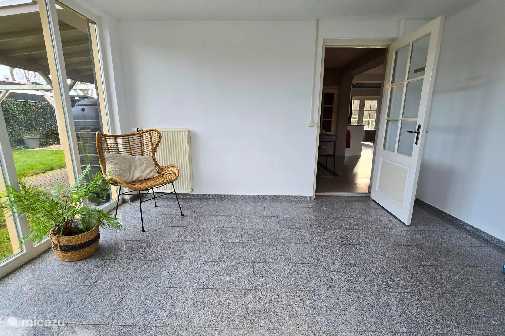 Spacious hall + storage room (here you can also store your bicycles or stroller)