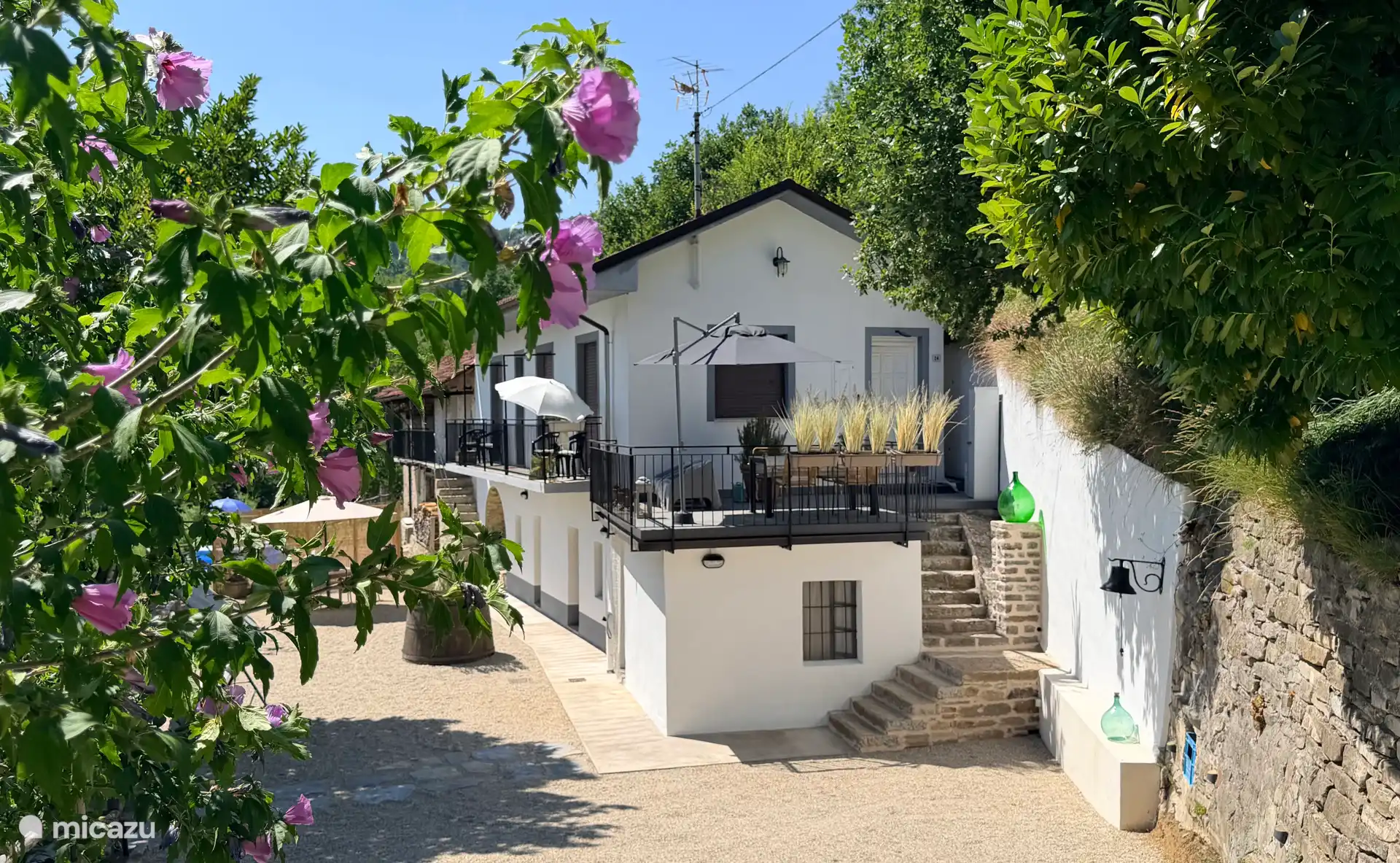 Llegada a Villa Masoni