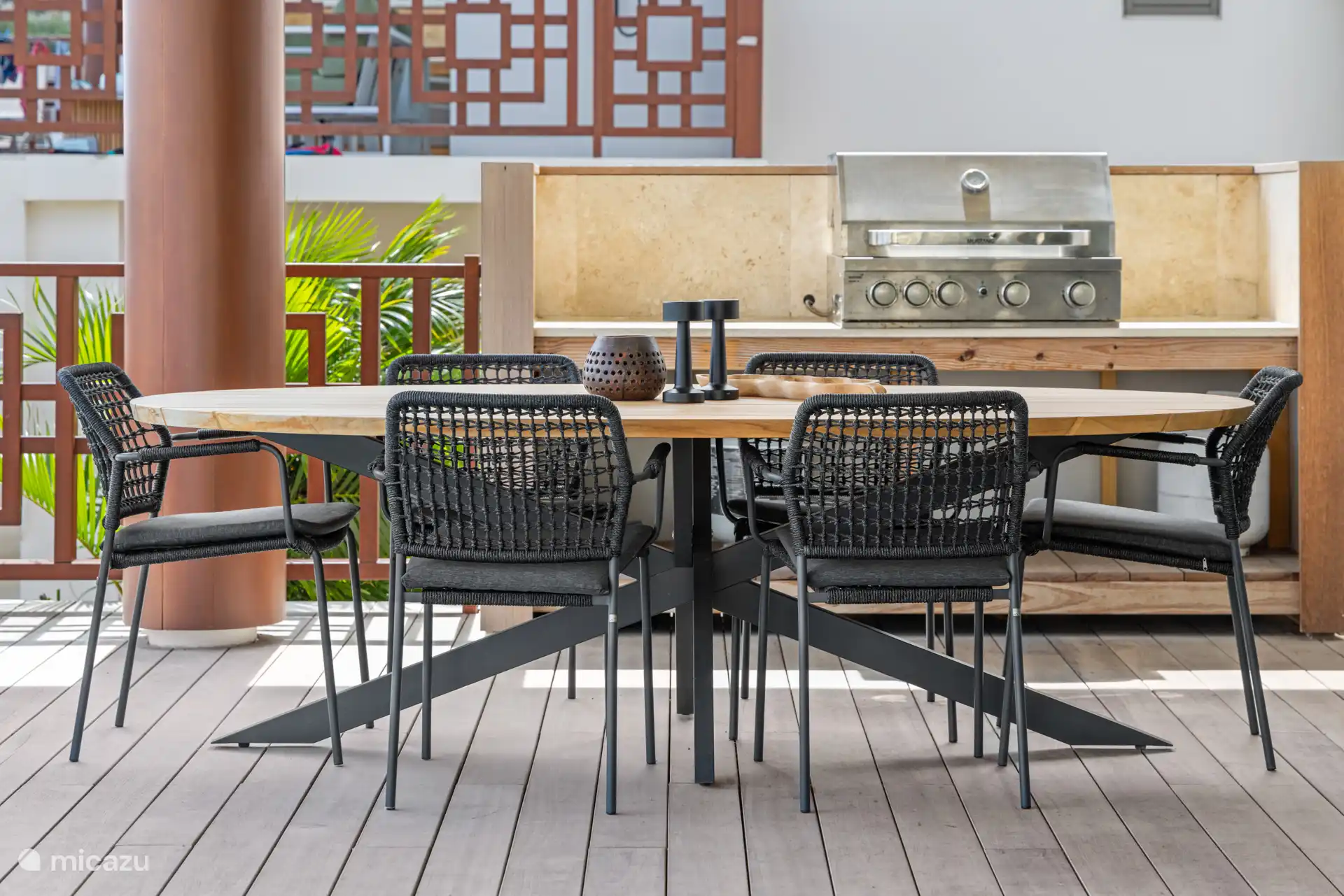 Buitenkeuken met gas-BBQ