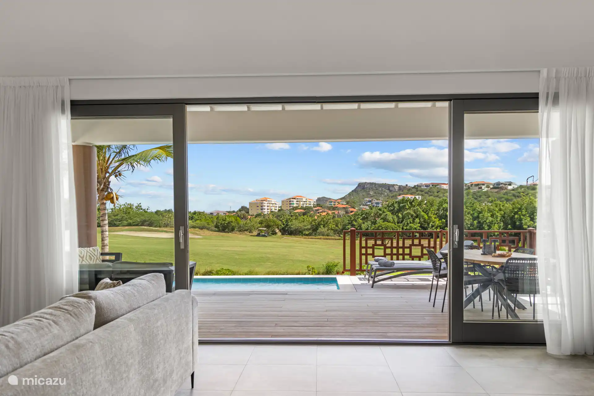 Uitzicht vanuit de villa