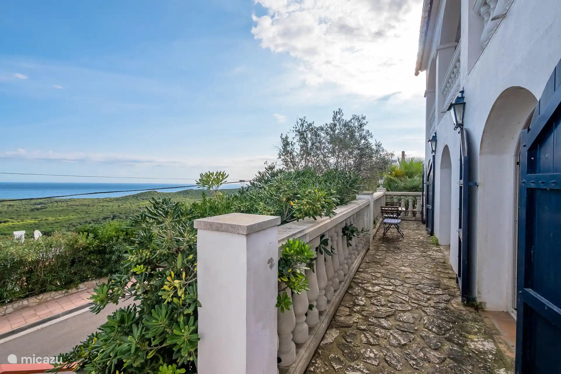Entrance bedrooms on the ground floor of the house