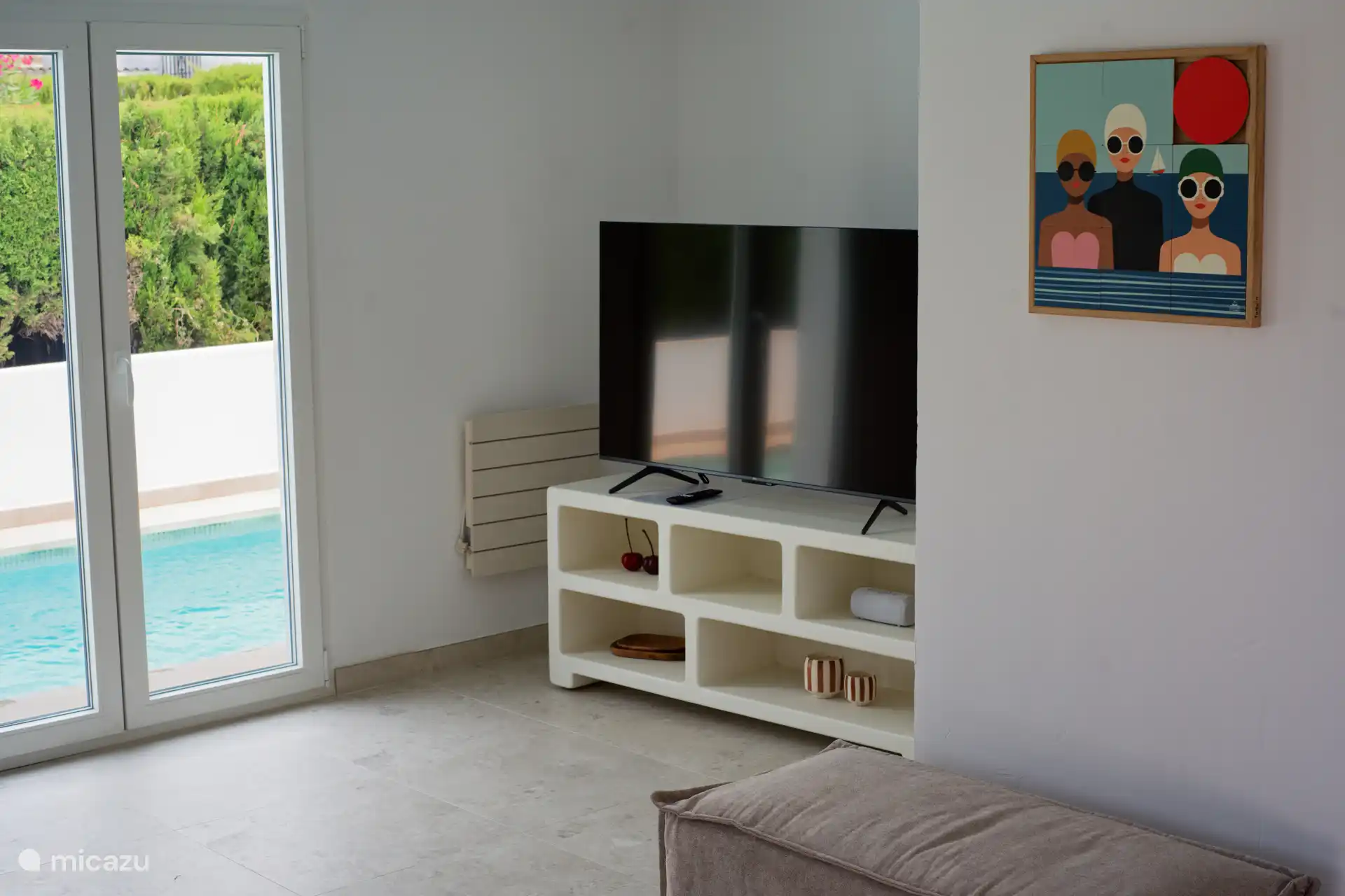 TV