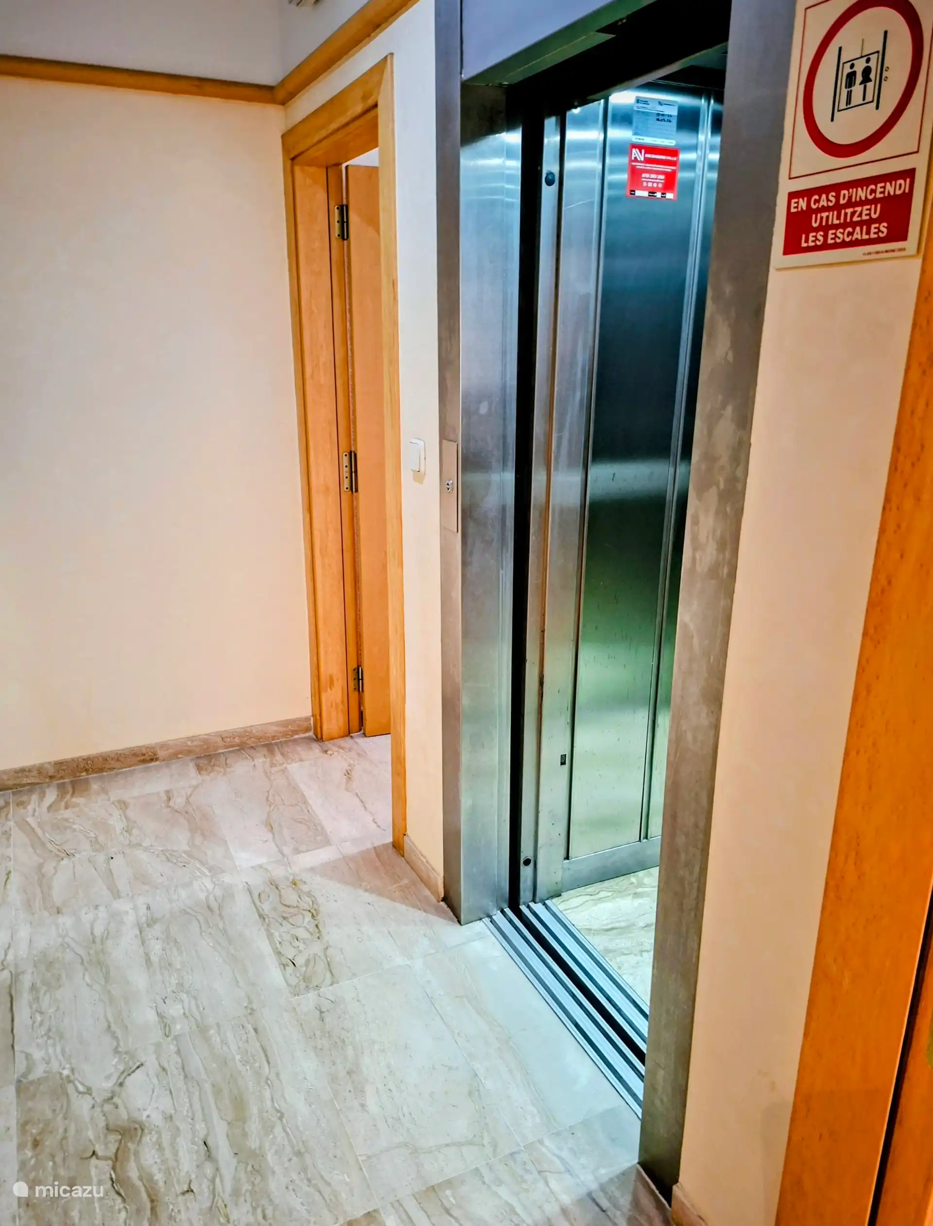 Elevator near the entire apartment 