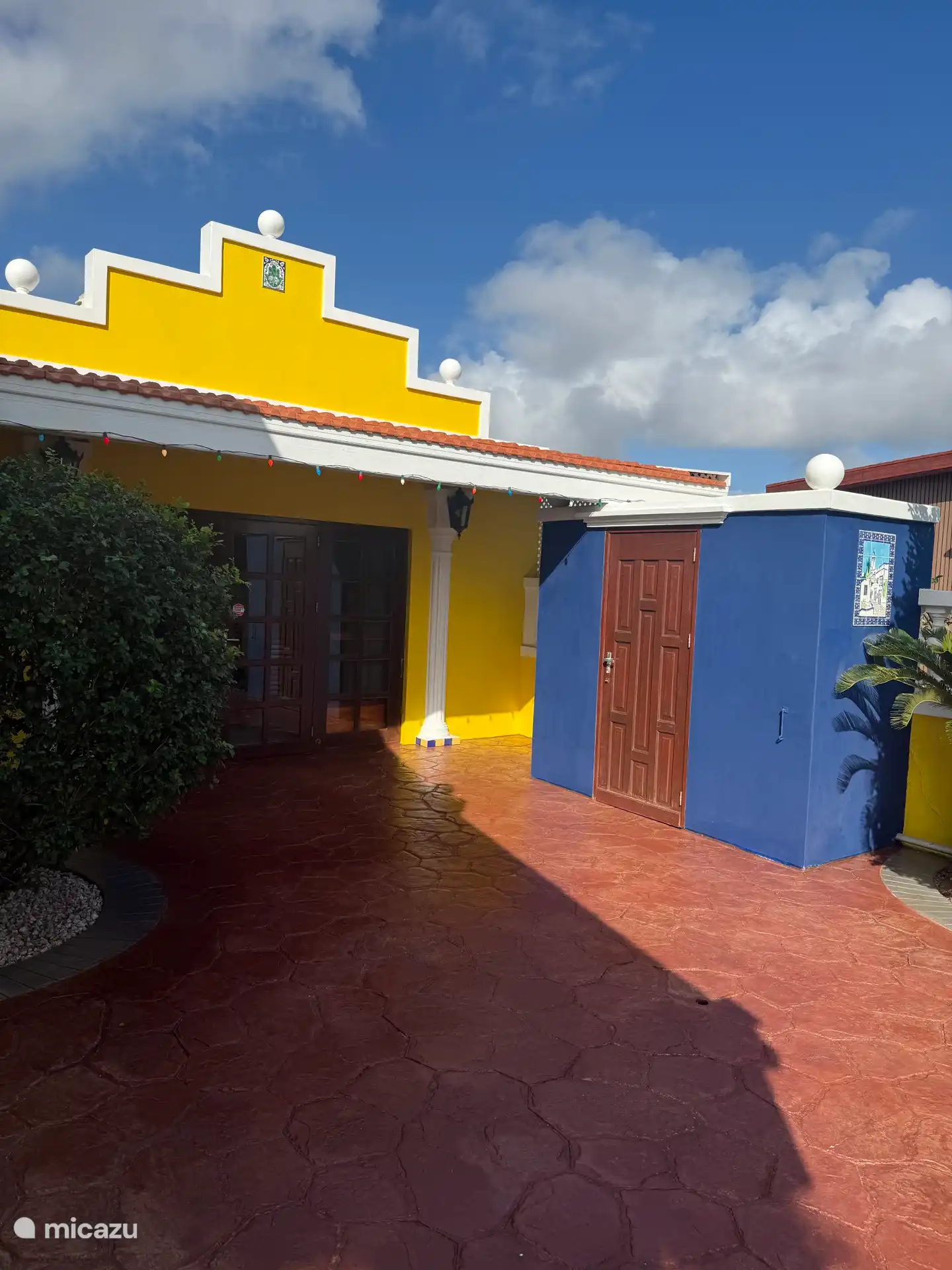 Véranda avant et cabanon 