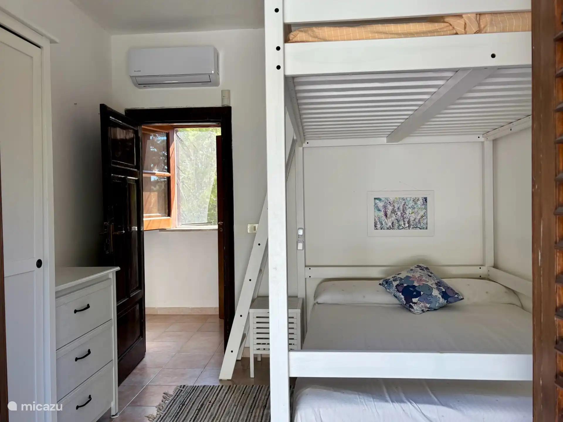 Schlafzimmer 2