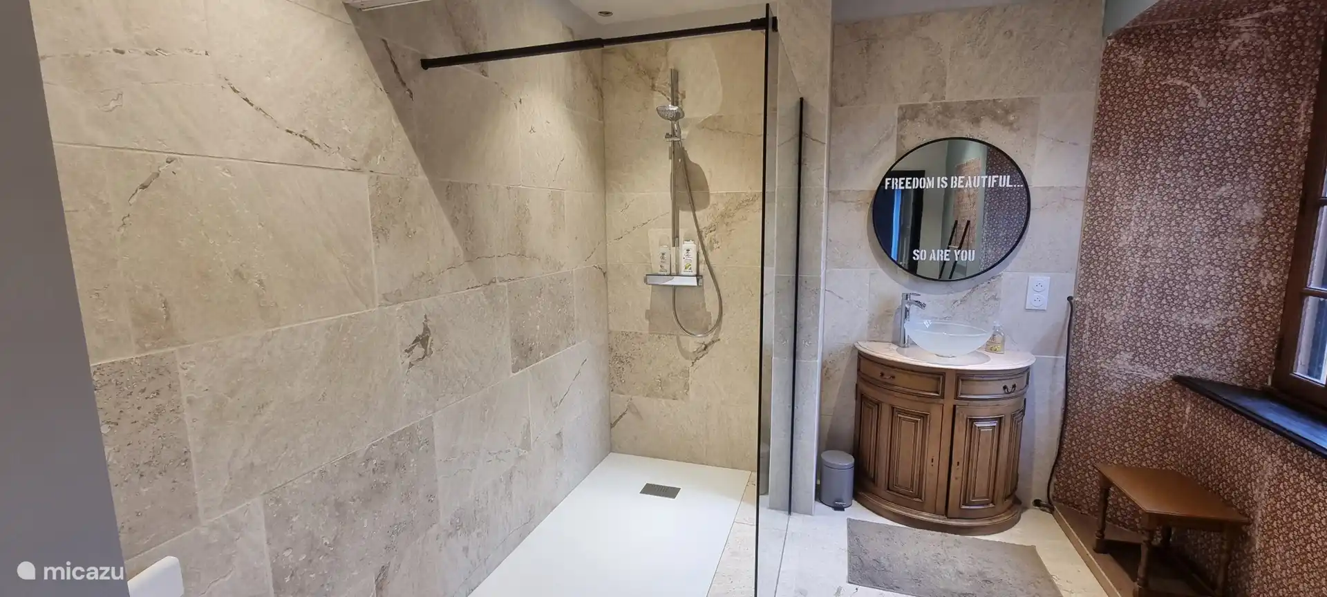 Bathroom of Room Marquis