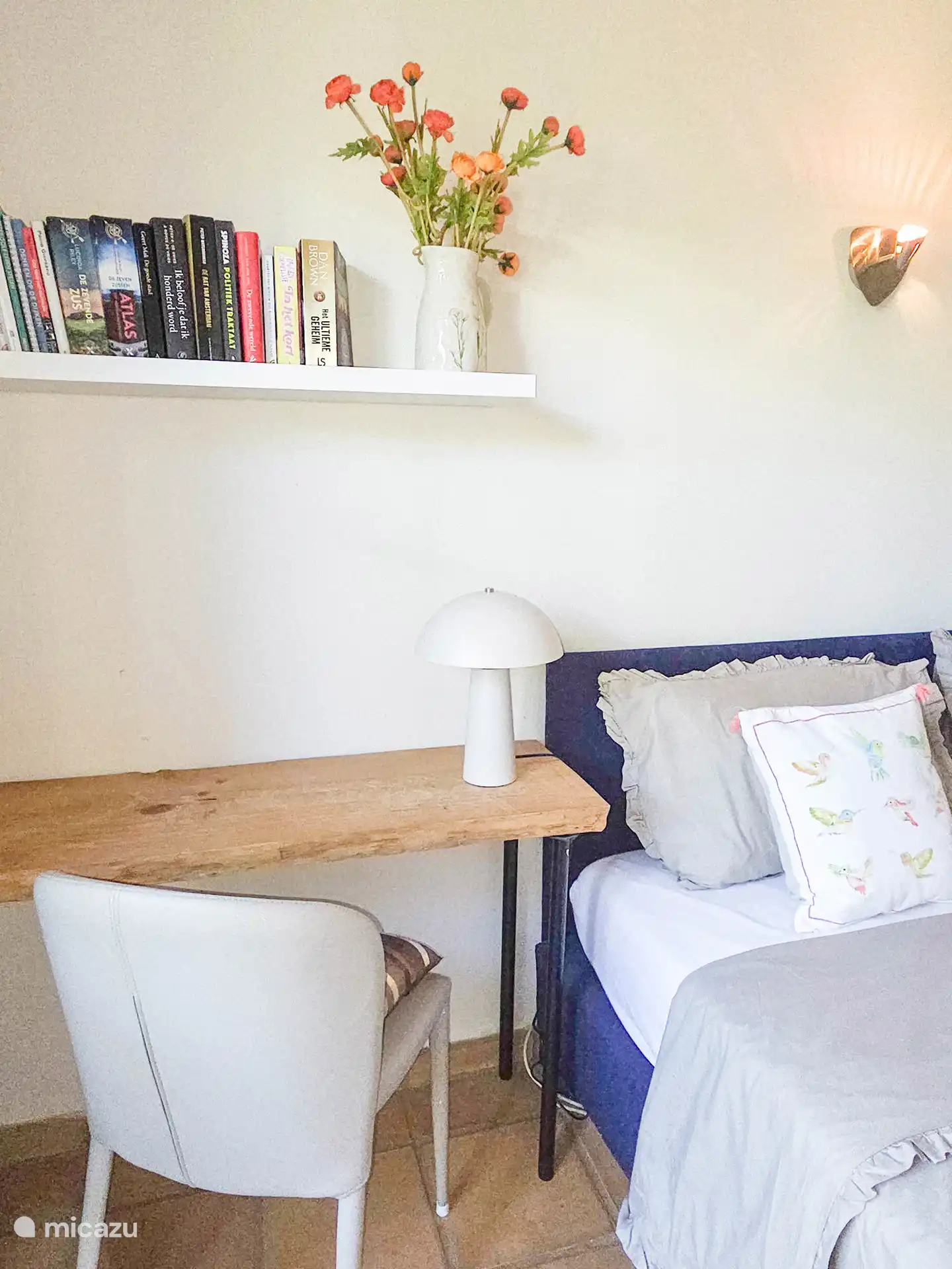 Casa Alegria - slaapkamer 3 met bureau