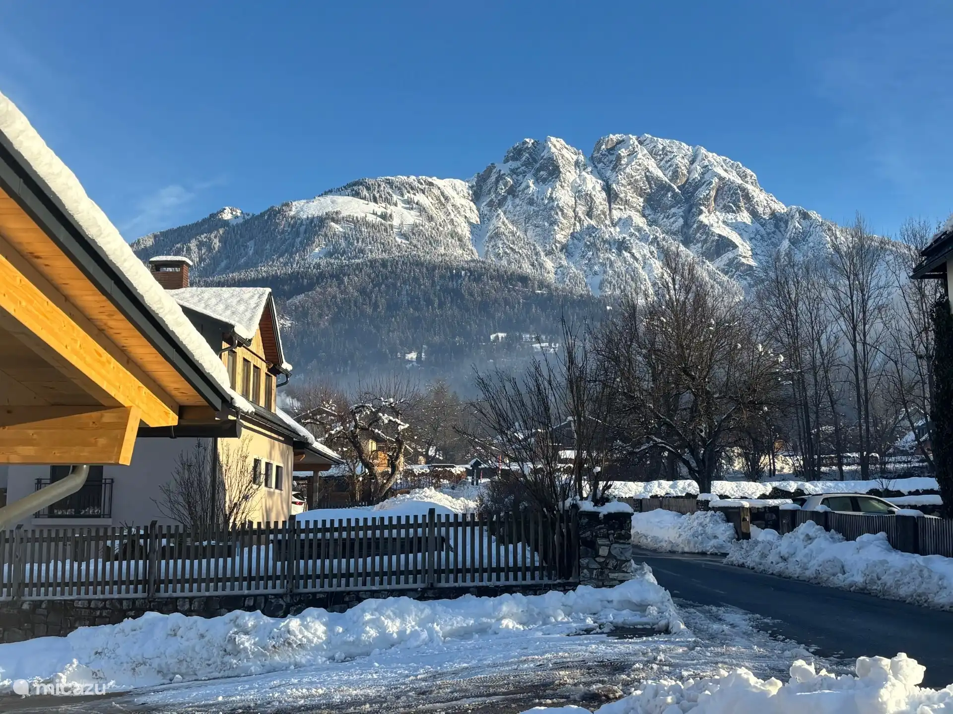 Reisecoafer aus dem Haus