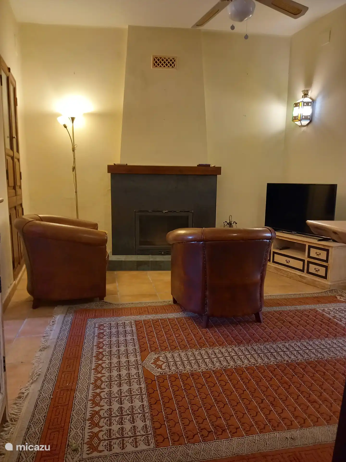 Sitting area living room