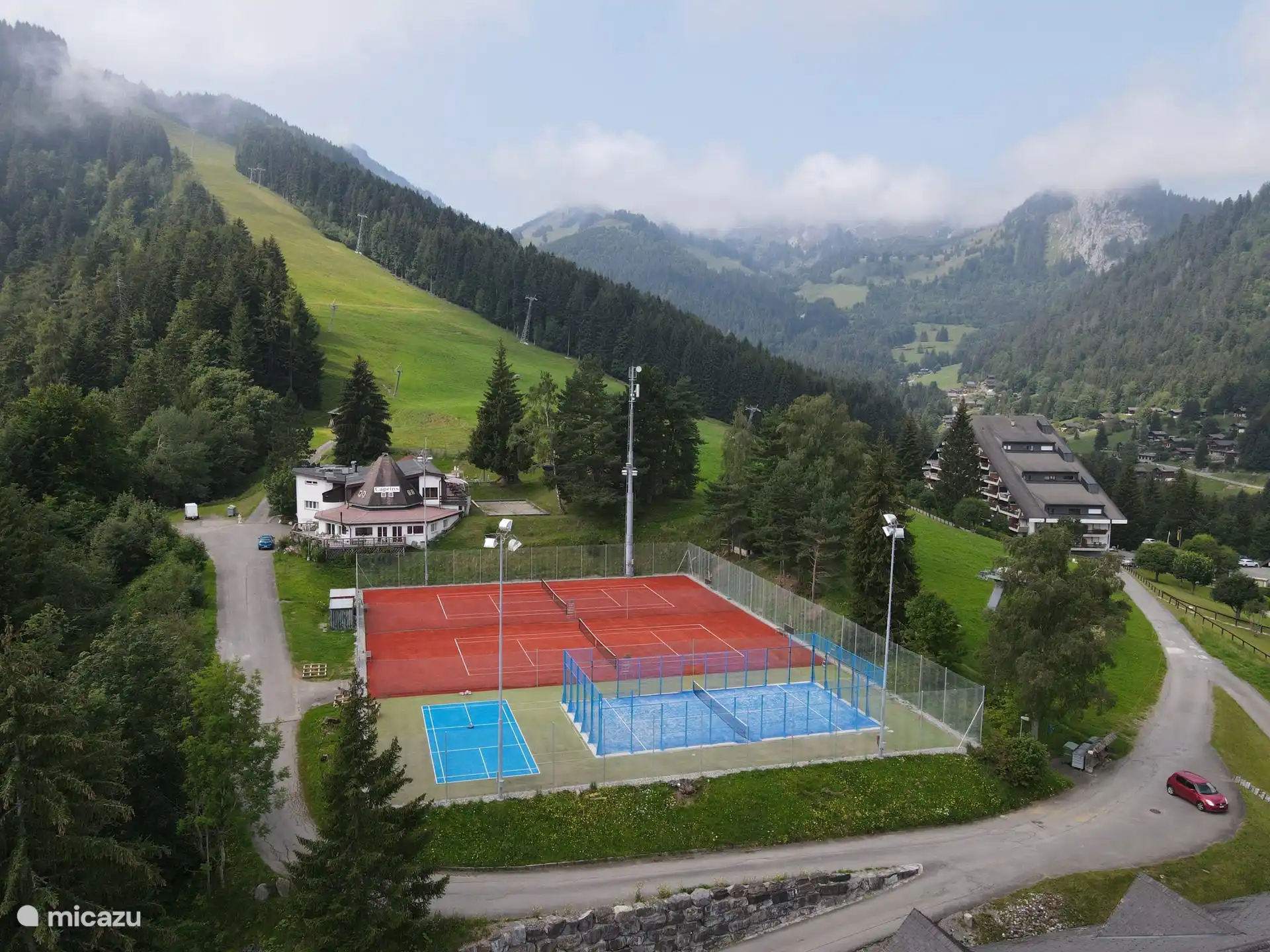 Tennisplätze in Torgon – Sommersport und Freizeit in den Portes du Soleil
