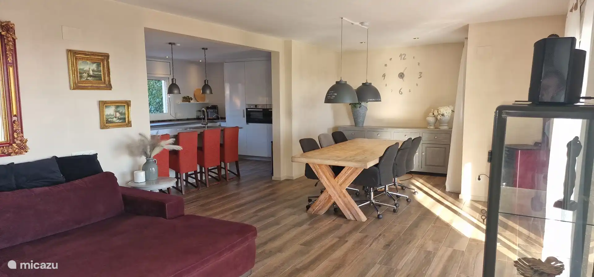 keuken en woon/eetgedeelte woning