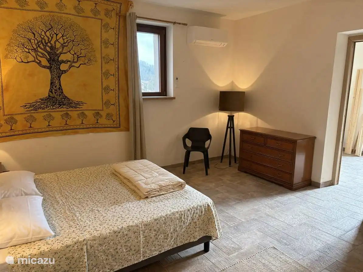 Tweepersoons slaapkamer beneden