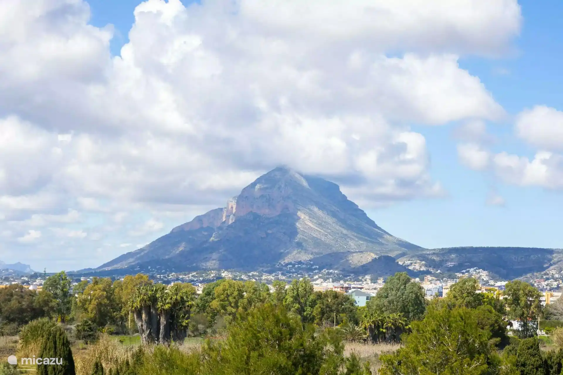 Uitzicht Mont go van voorkant appartement