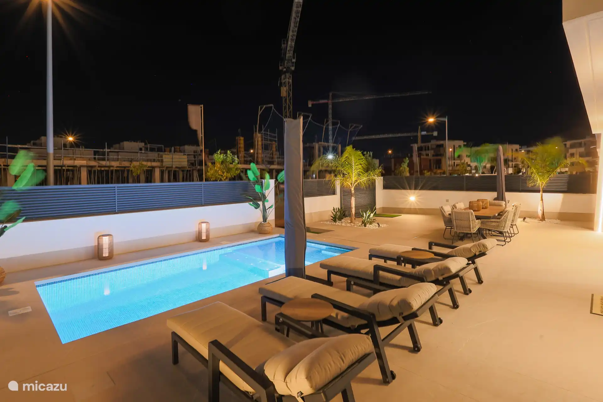 Villa por la tarde – Villa Don Grosa también es un lugar maravilloso para disfrutar juntos del cálido clima español por la noche.