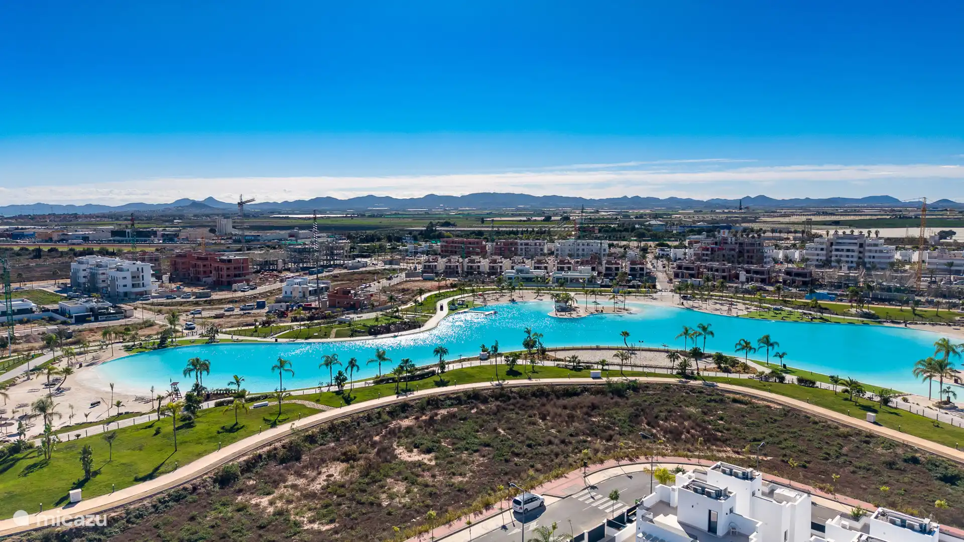 Santa Rosalía Lake & Life Resort – A poca distancia a pie de la villa se encuentra la hermosa Laguna de Cristal del complejo.