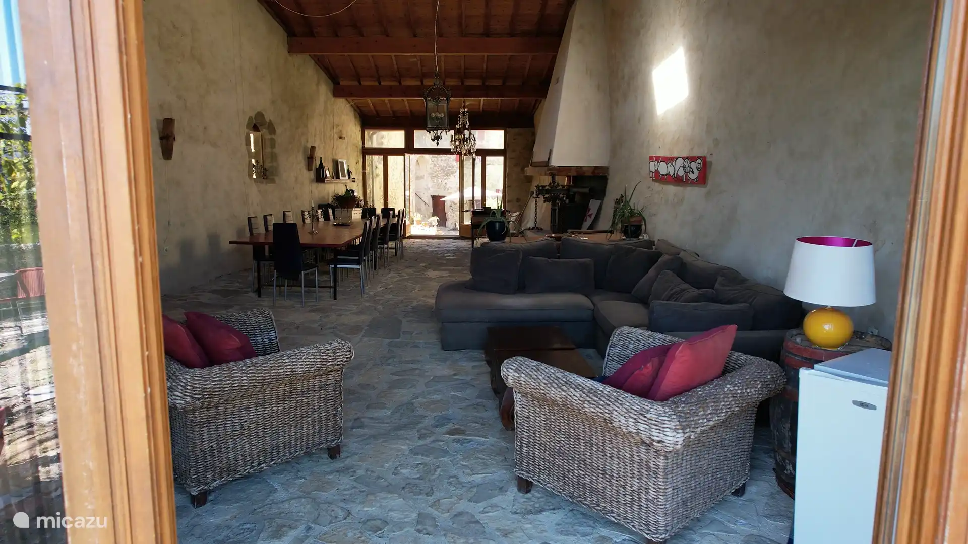 Grote zaal, met lounge