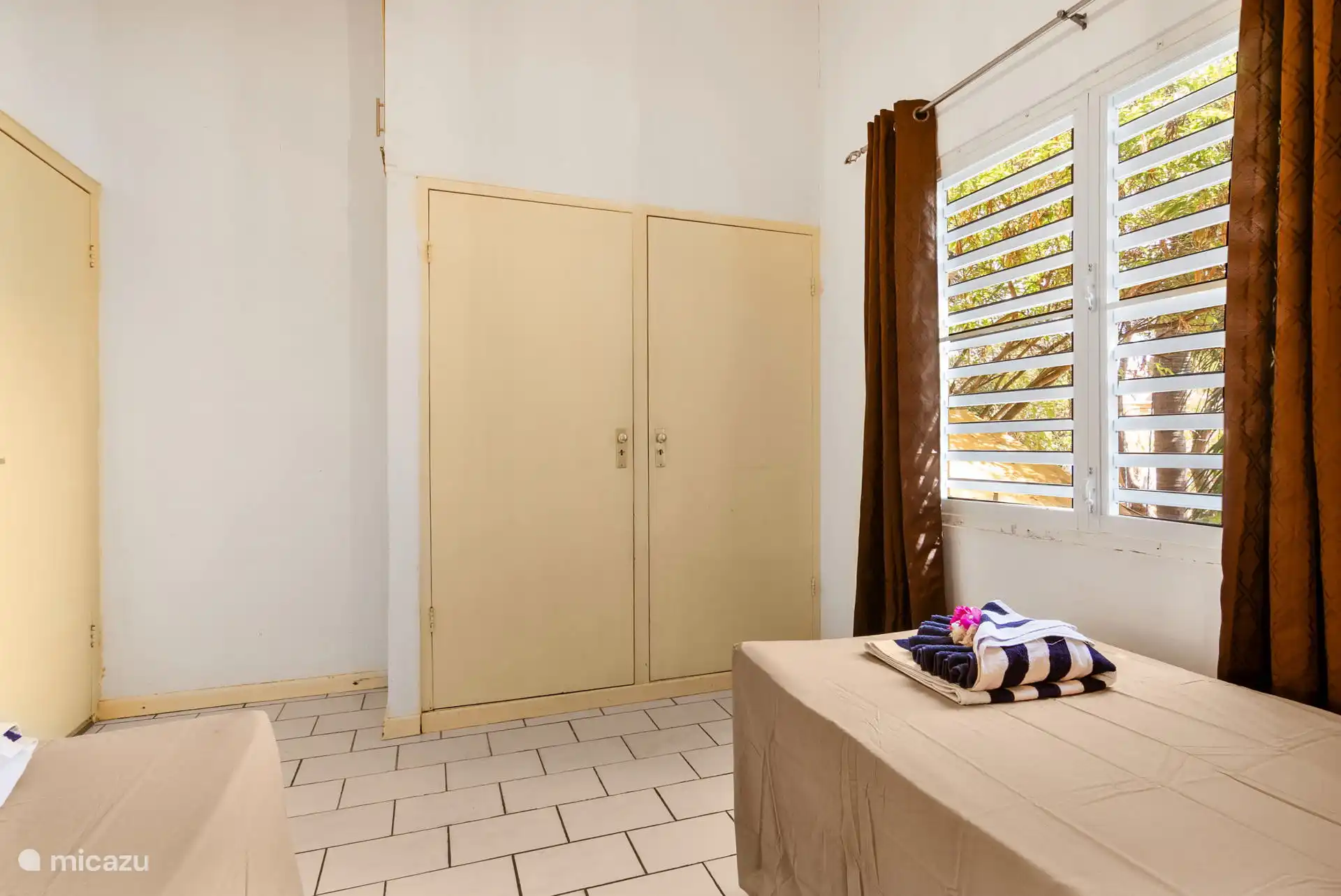 2e slaapkamer met veel opbergruimte