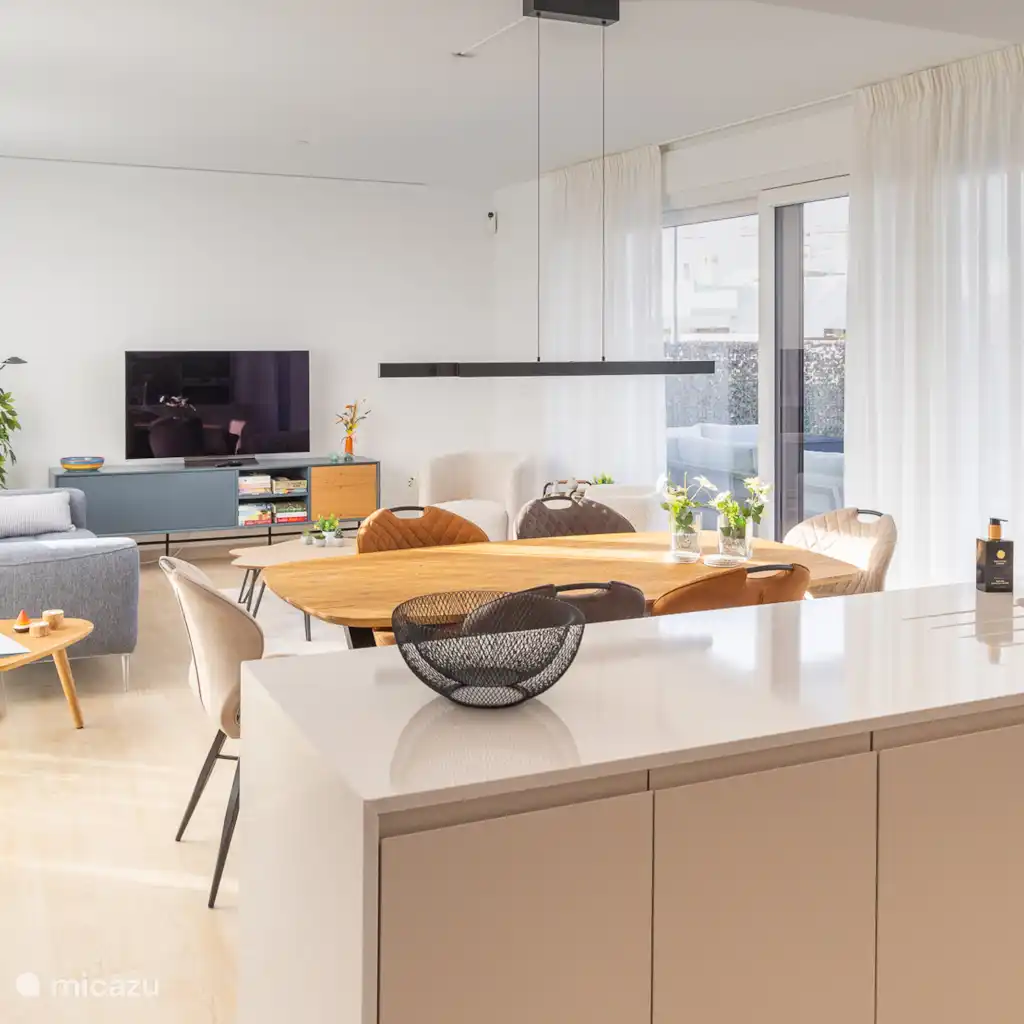 Luxe villa + zwembad nabij golfbaan!