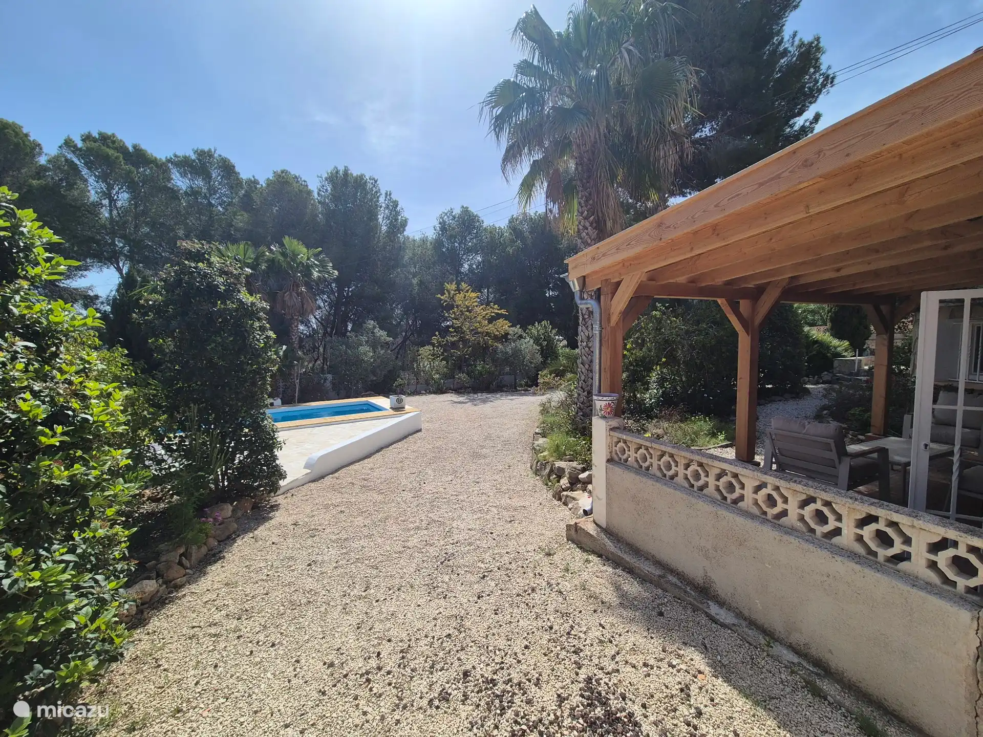 Hébergement et jardin