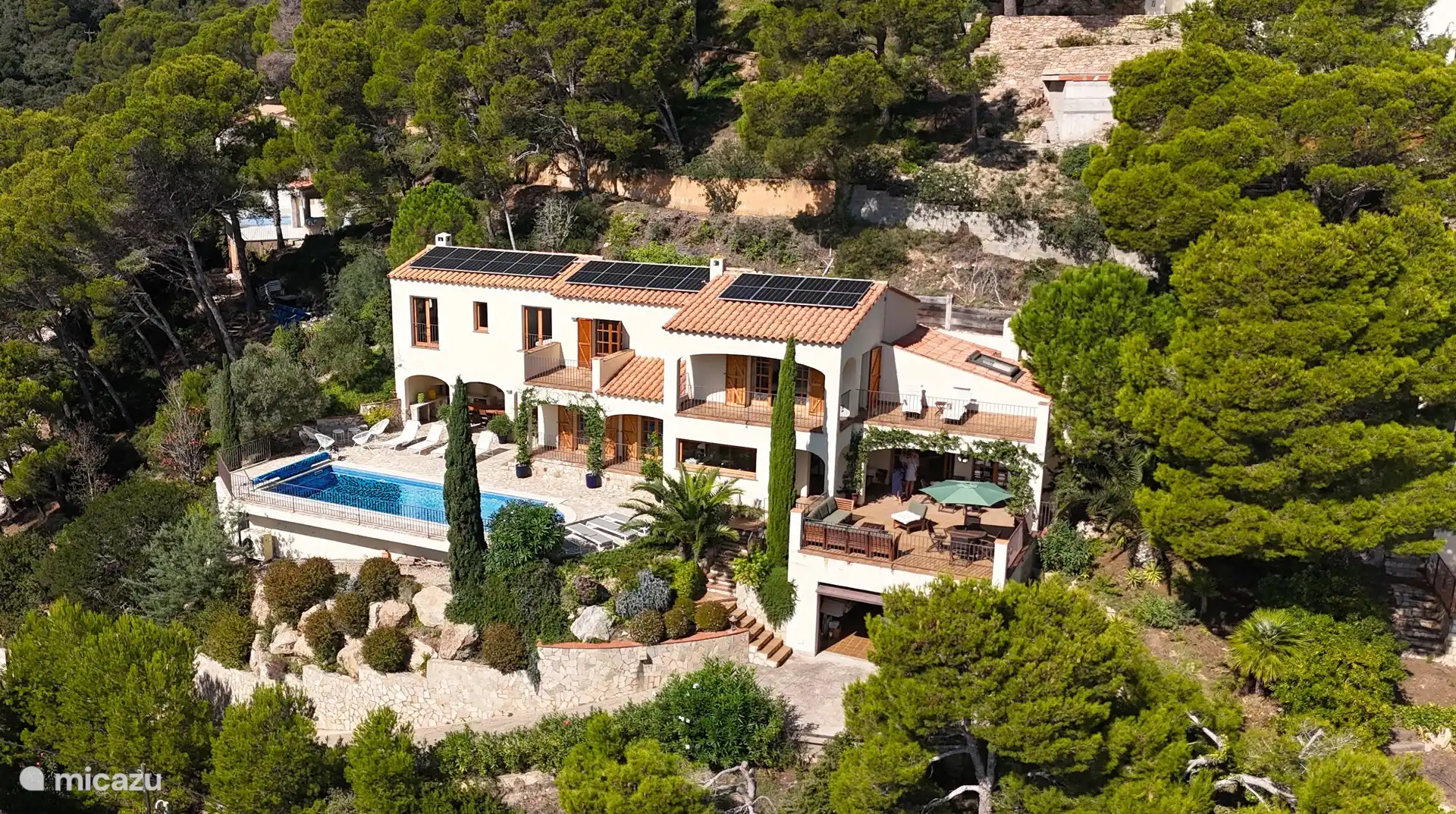 Villa France Begur photographiée au drone.