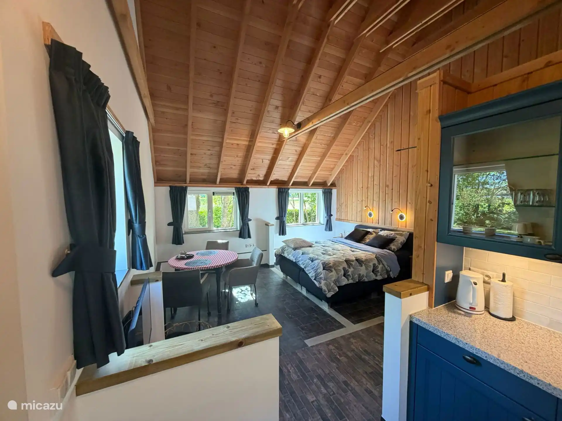 Gezellig, warm met Douglas hout