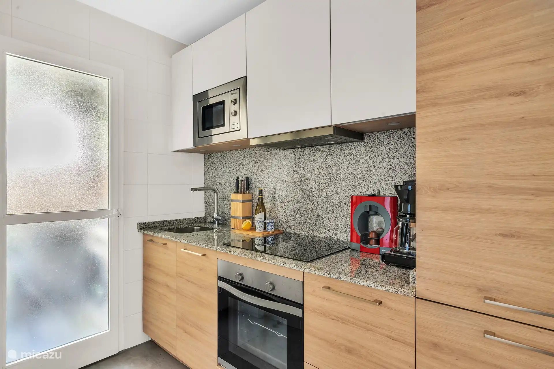 Cuisine entièrement équipée.