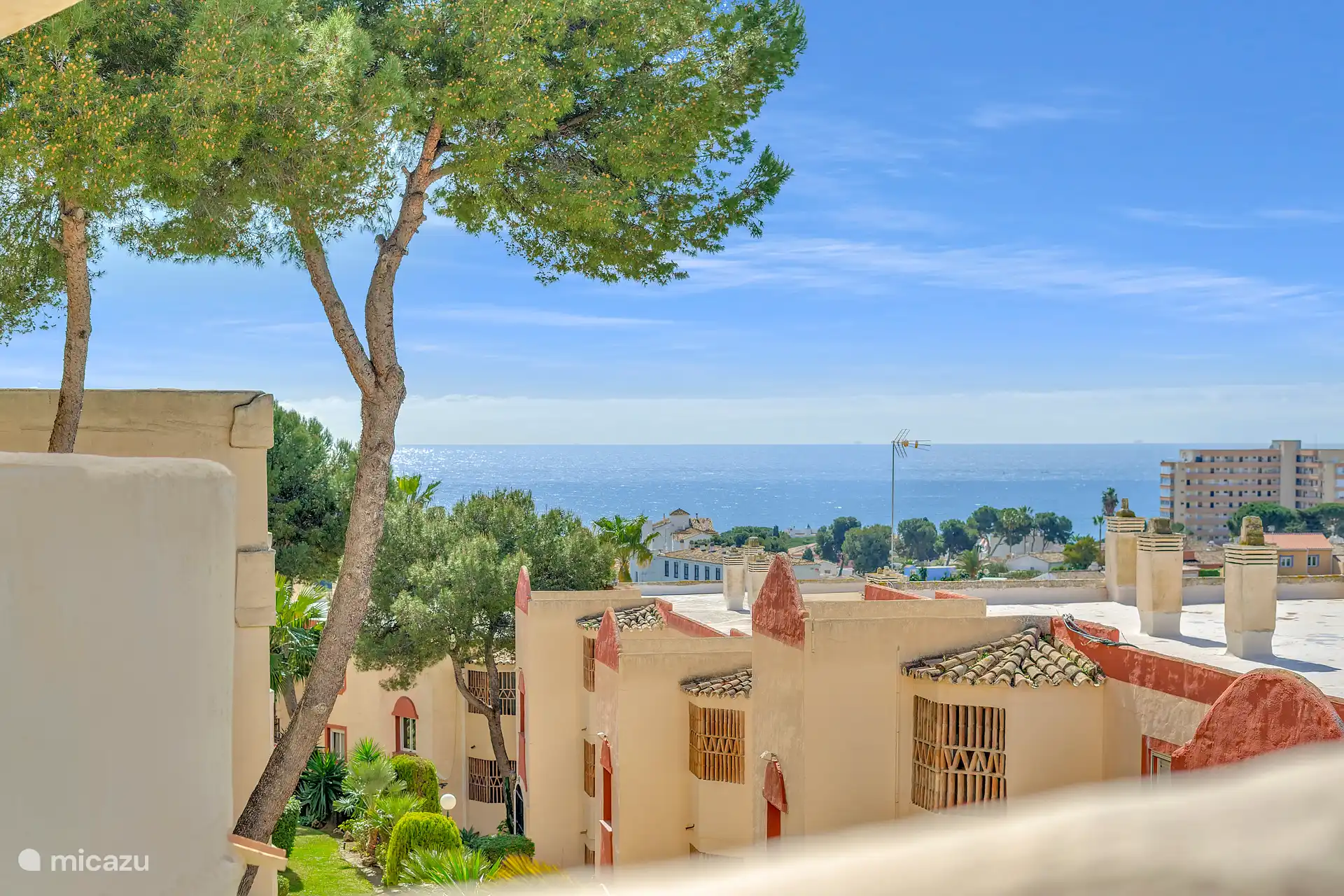 Mer et plage à distance de marche.