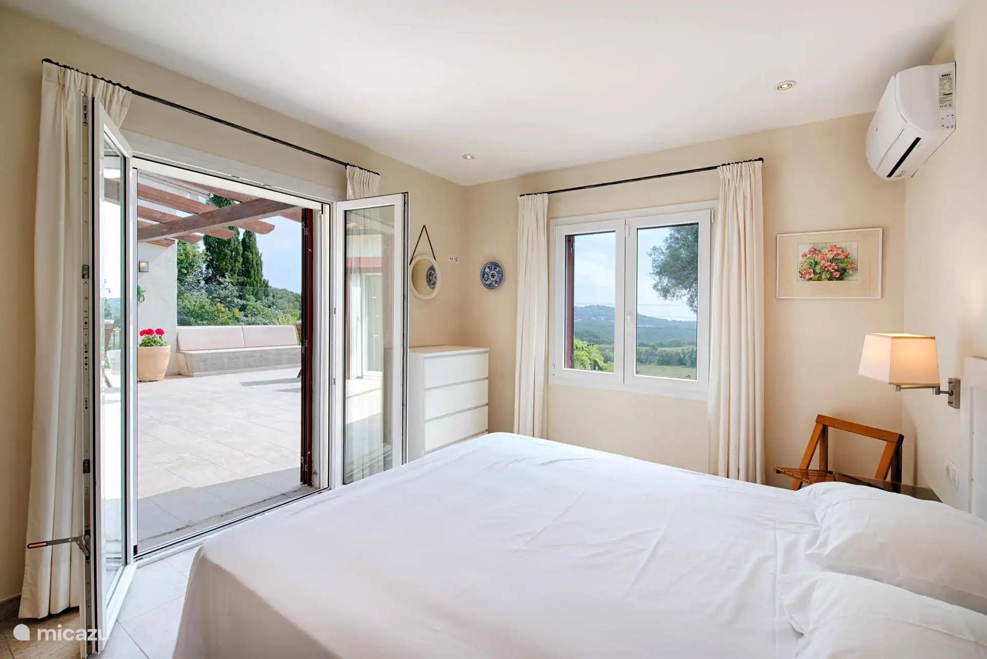 Slaapkamer 1 - Villa Girasol