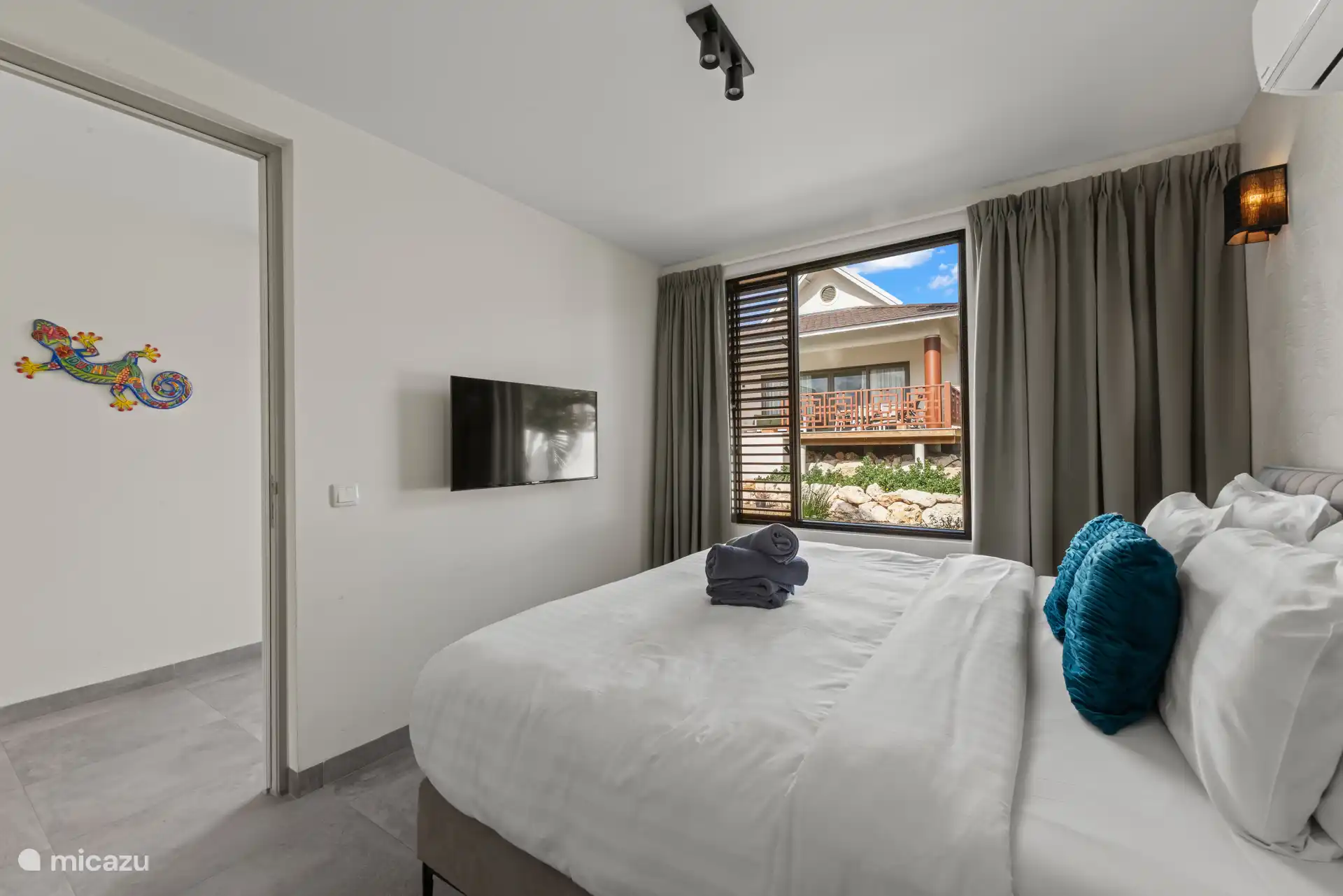 Masterbedroom, TV op de slaapkamer