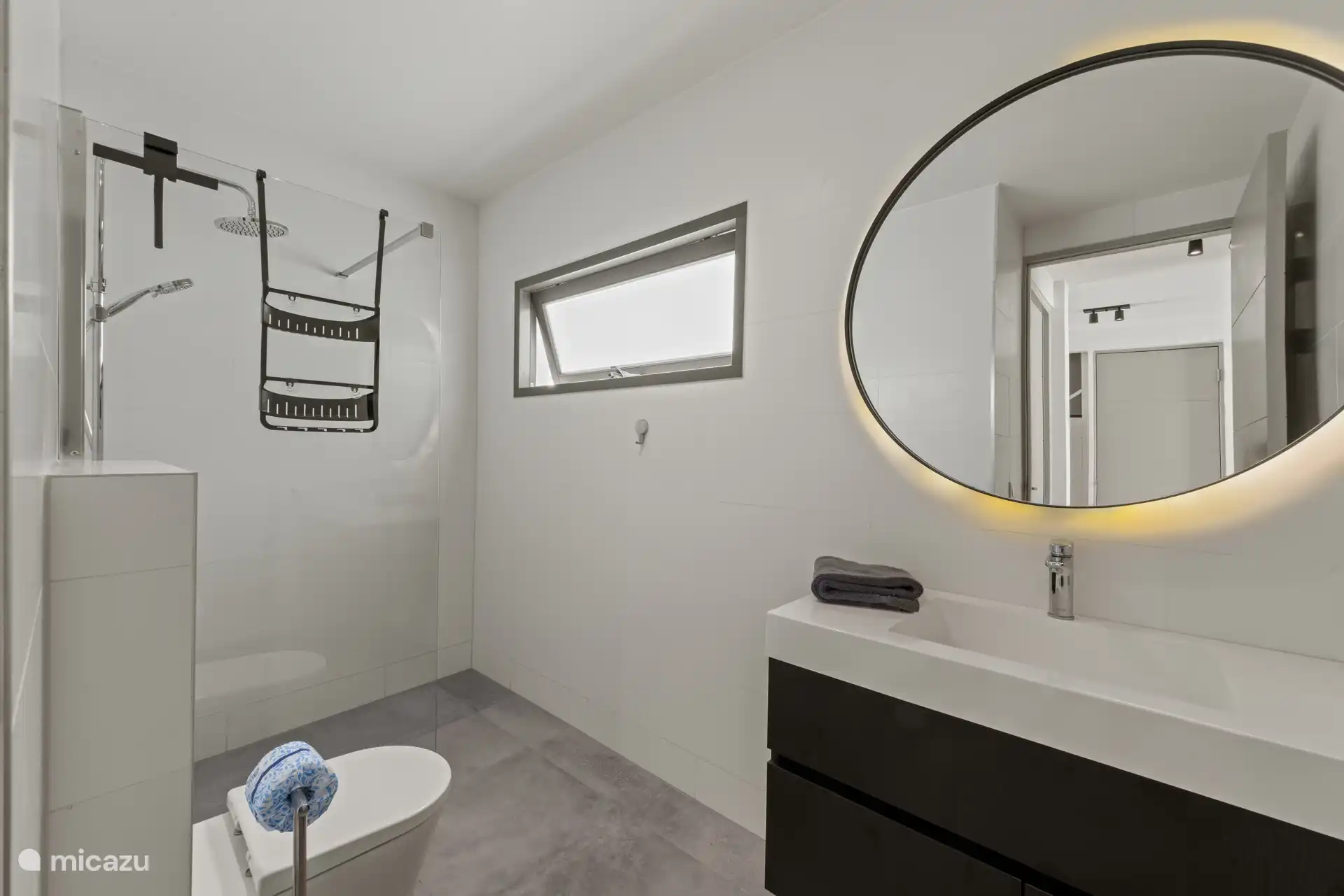 Badkamer bij slaapkamer 2