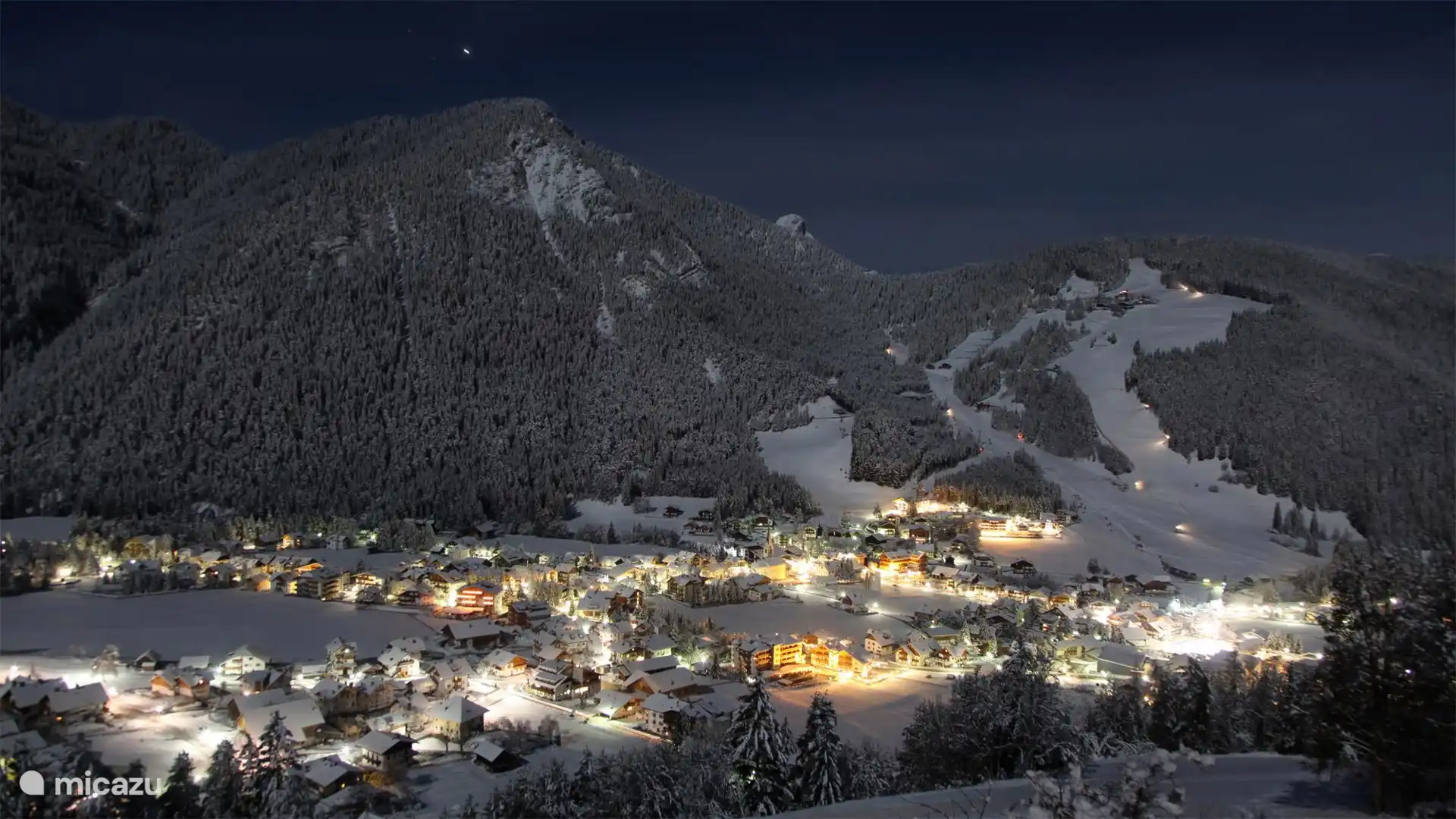 San Vigilio bij nacht