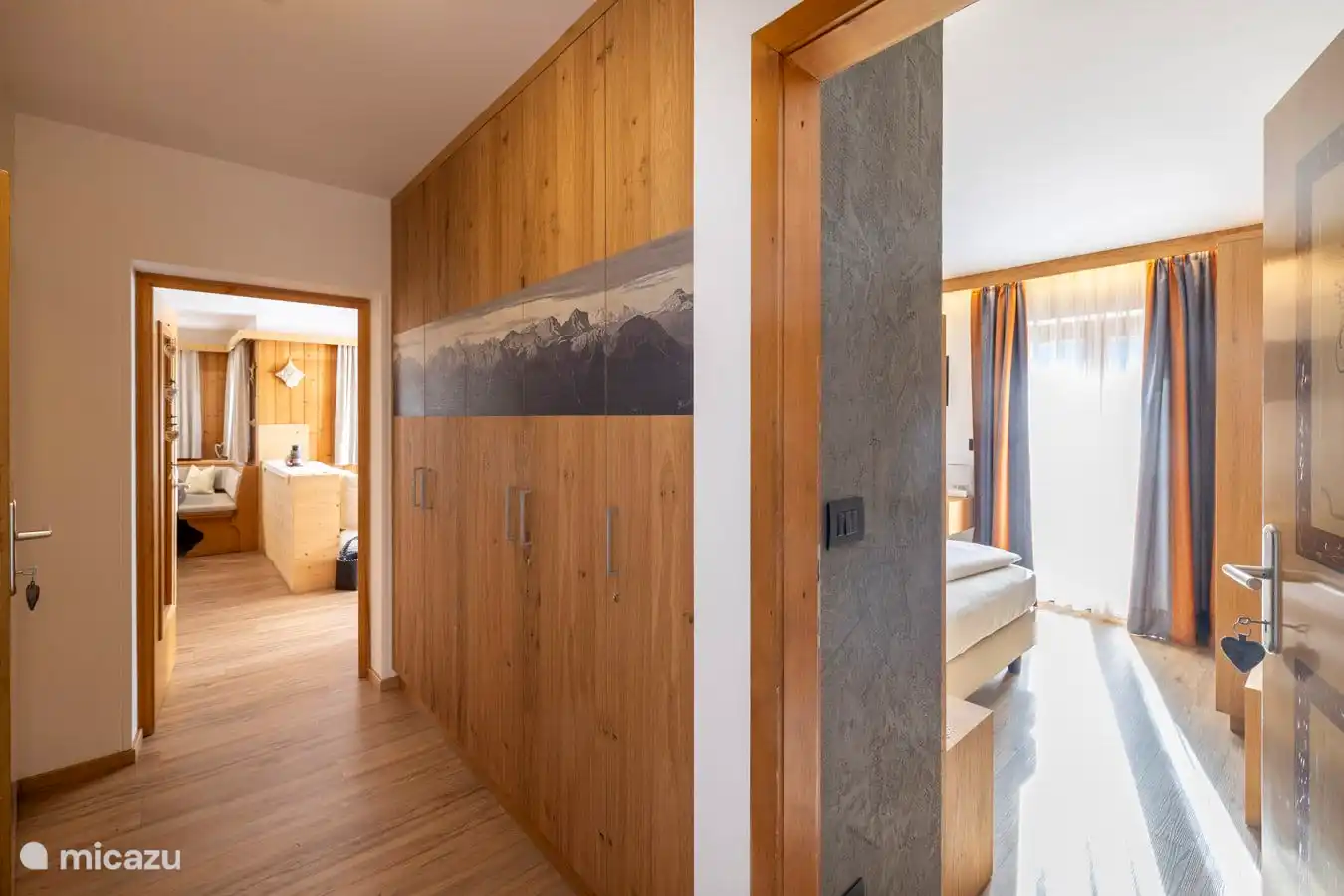 gang richting woonkamer