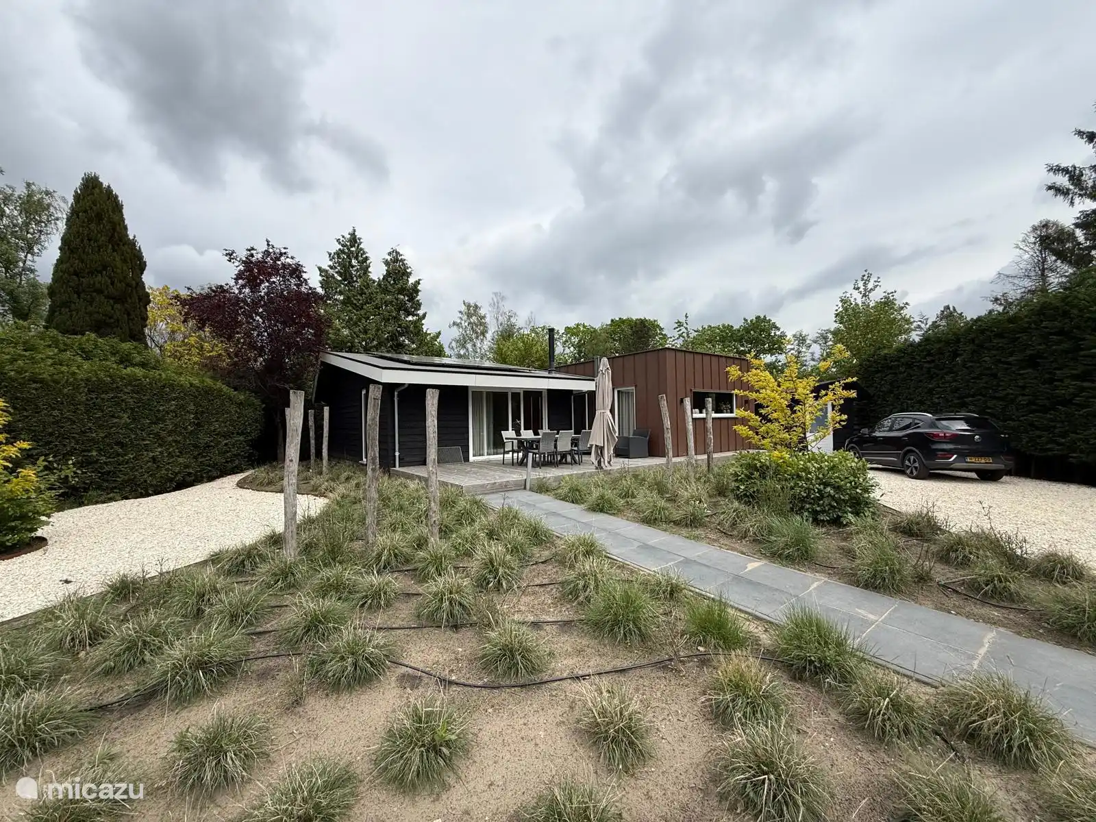 Ook tijdens slecht weer een heerlijk huis om te vertoeven en te genieten van de open haard, sauna en surround