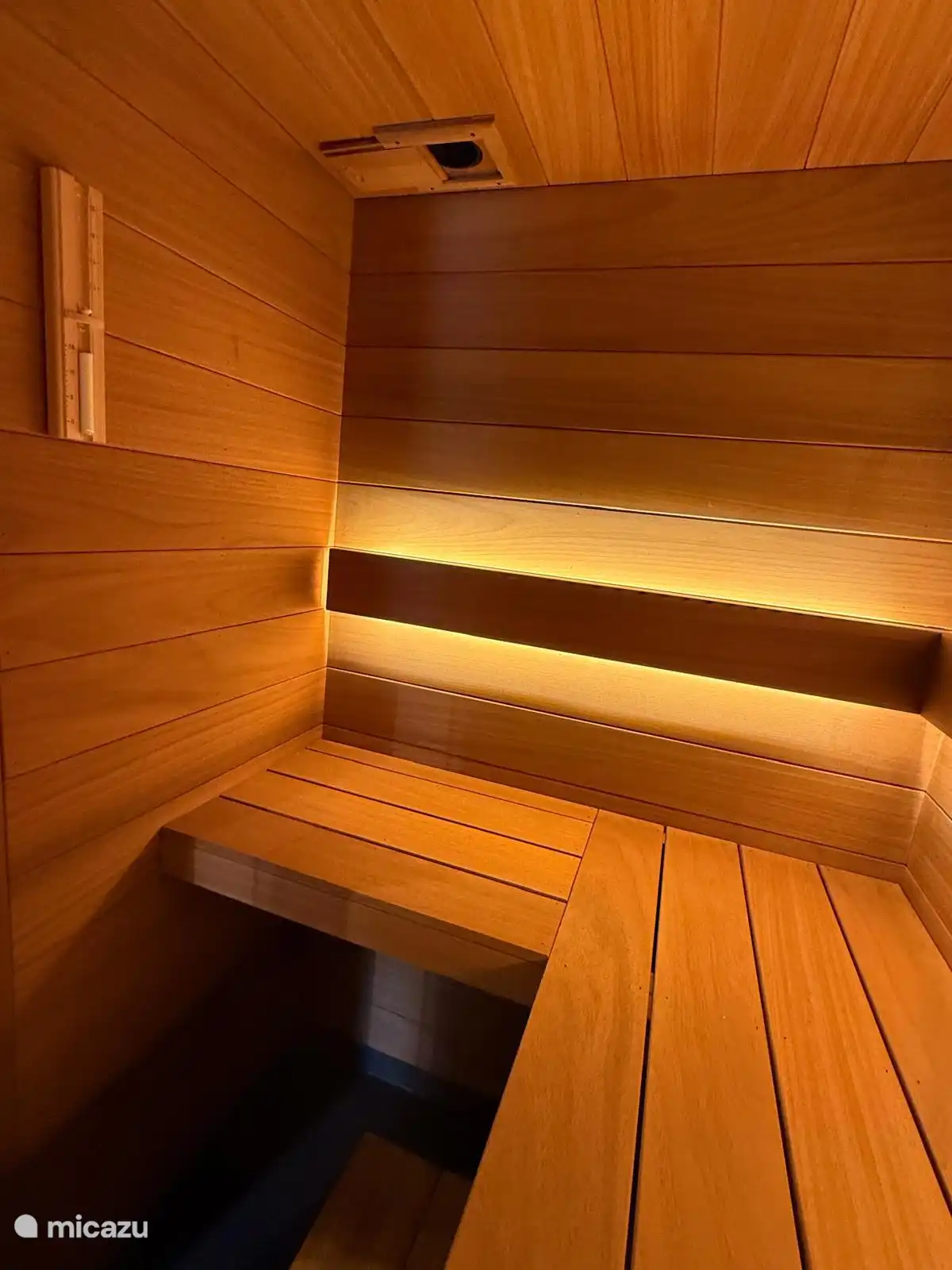 Ruime en hoge sauna