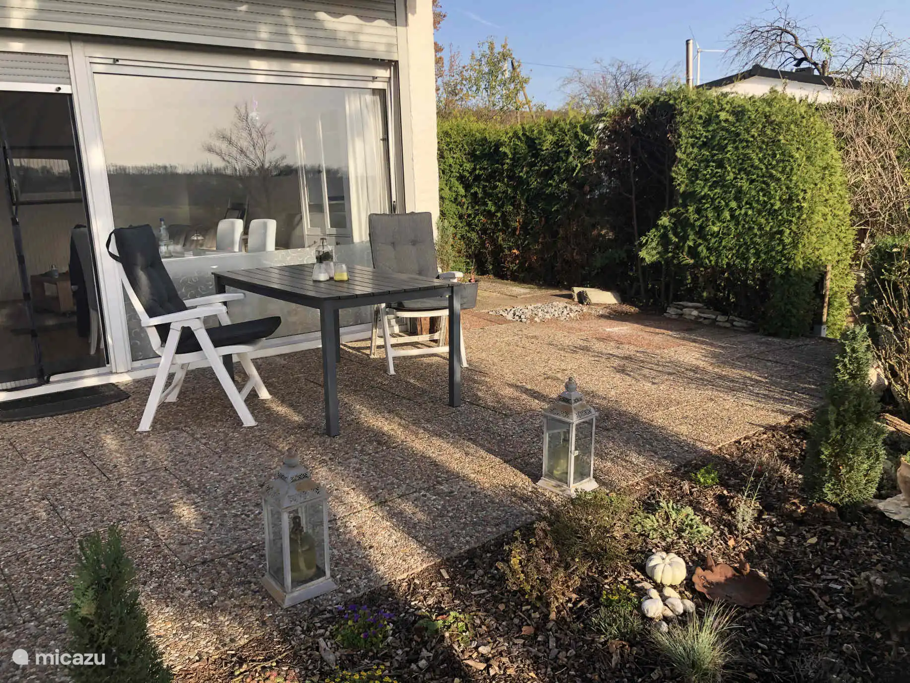 Het gemeubileerde terras