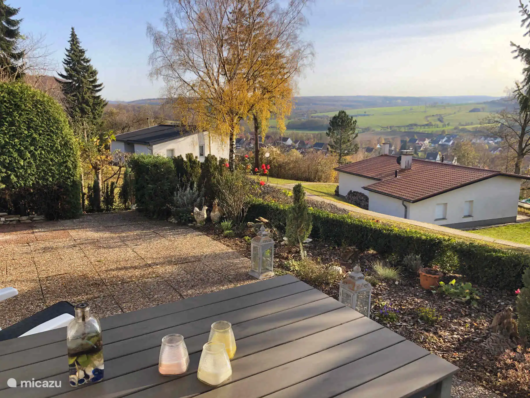 Uitzicht vanaf het terras naar het zuidwesten