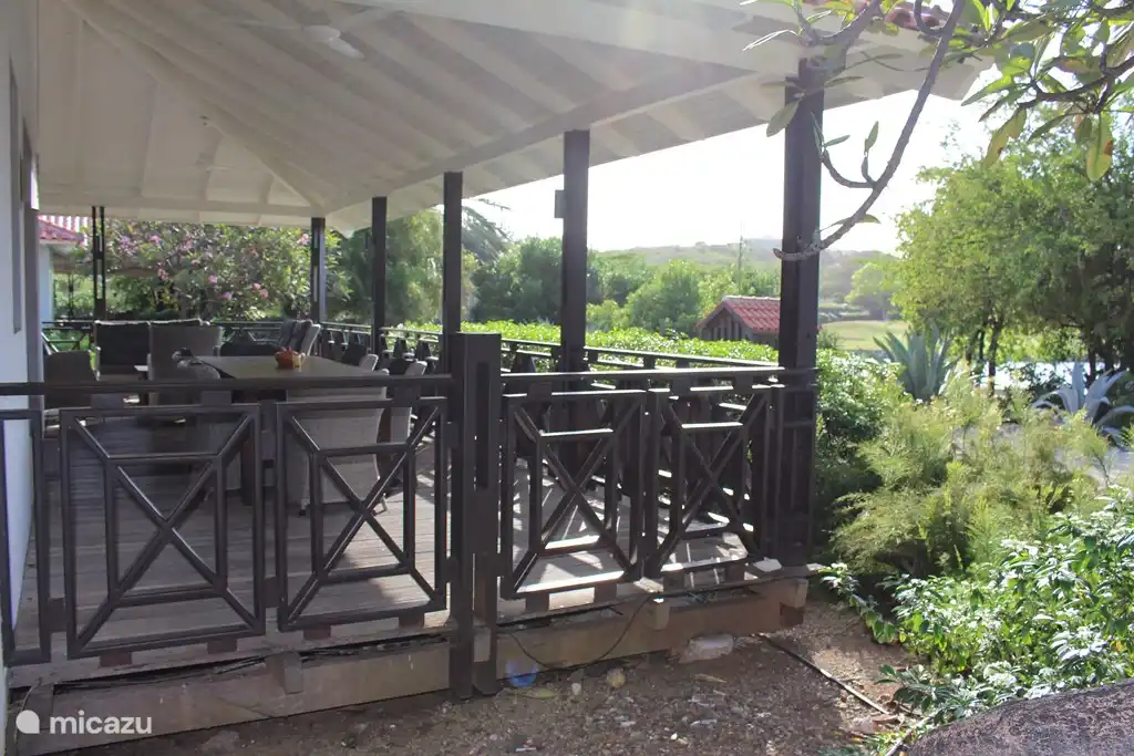 Spacious terrace with refreshing breeze and beautiful views.