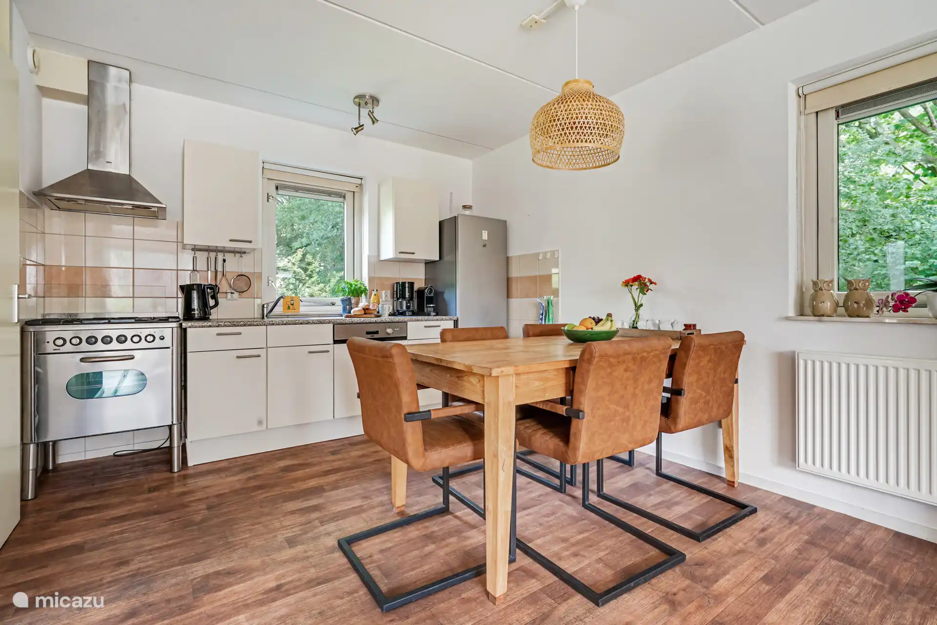 Cocina y comedor