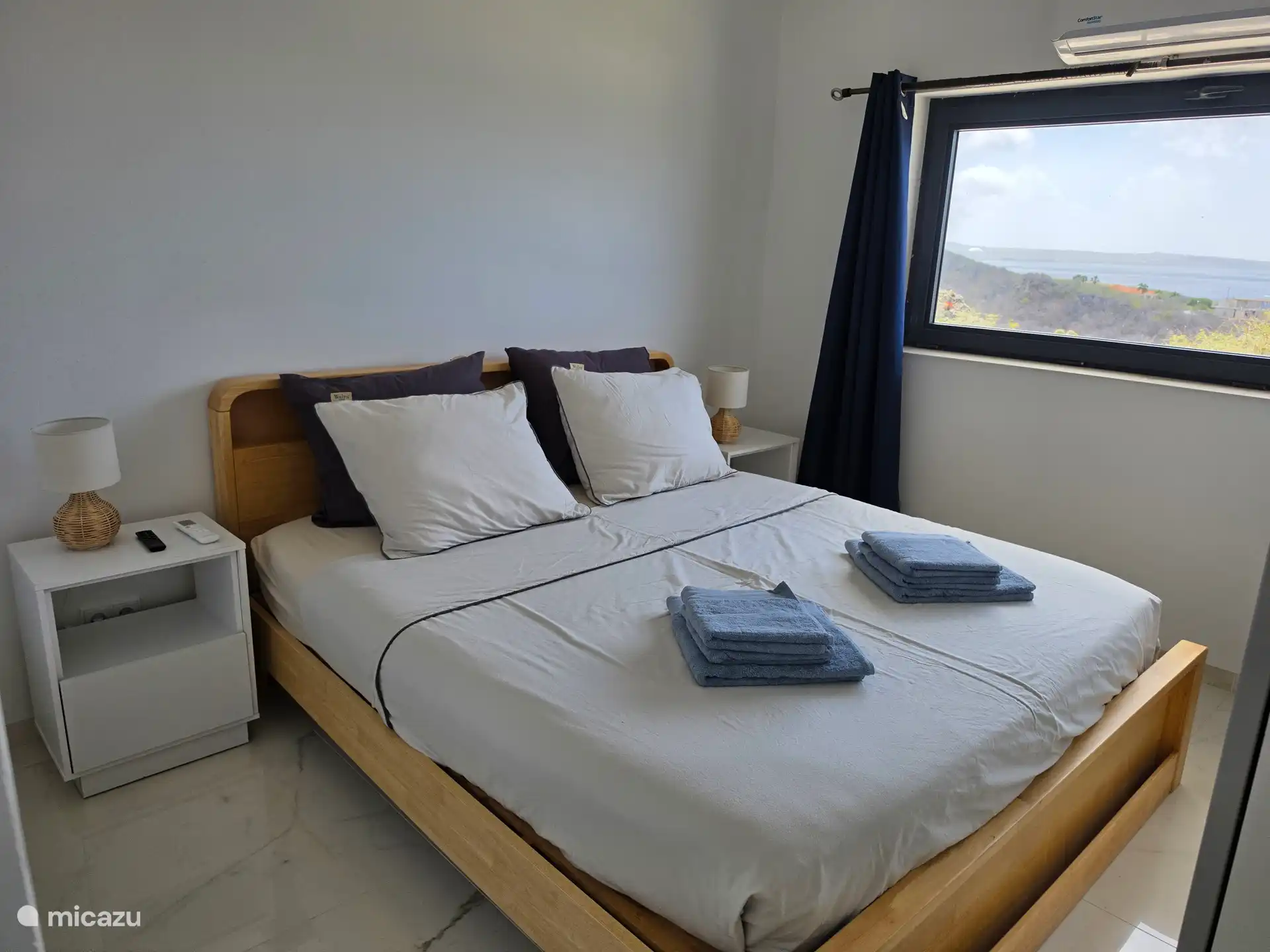 Slaapkamer 1 met klerenkast