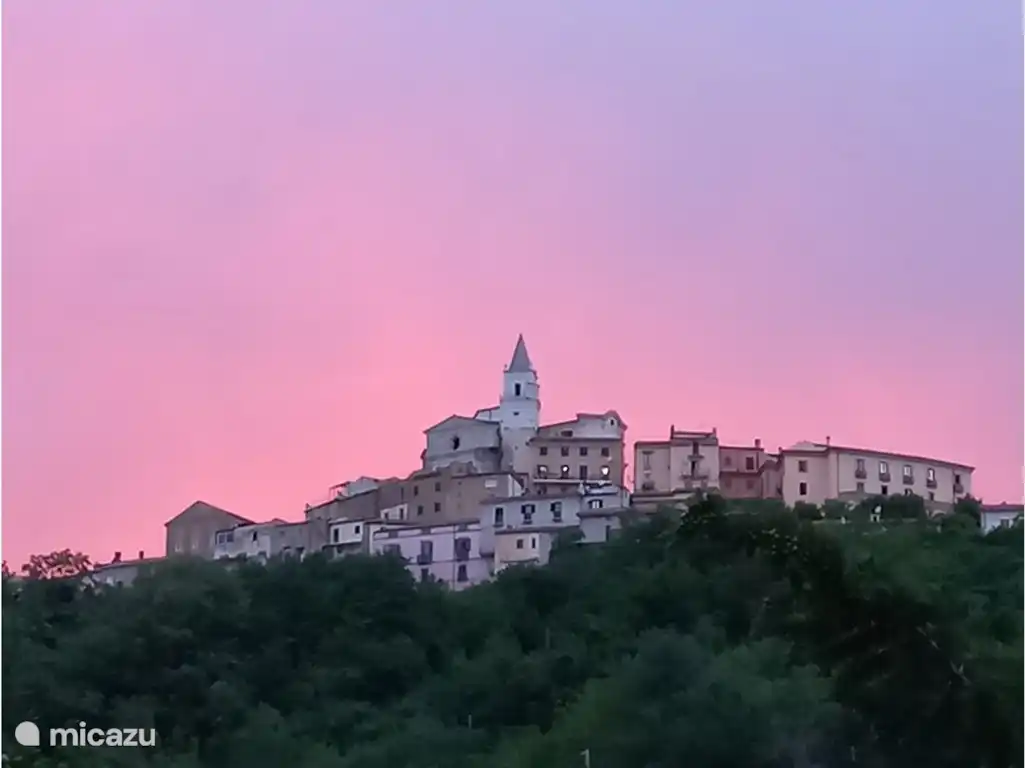 Cermignano zonsondergang na de storm