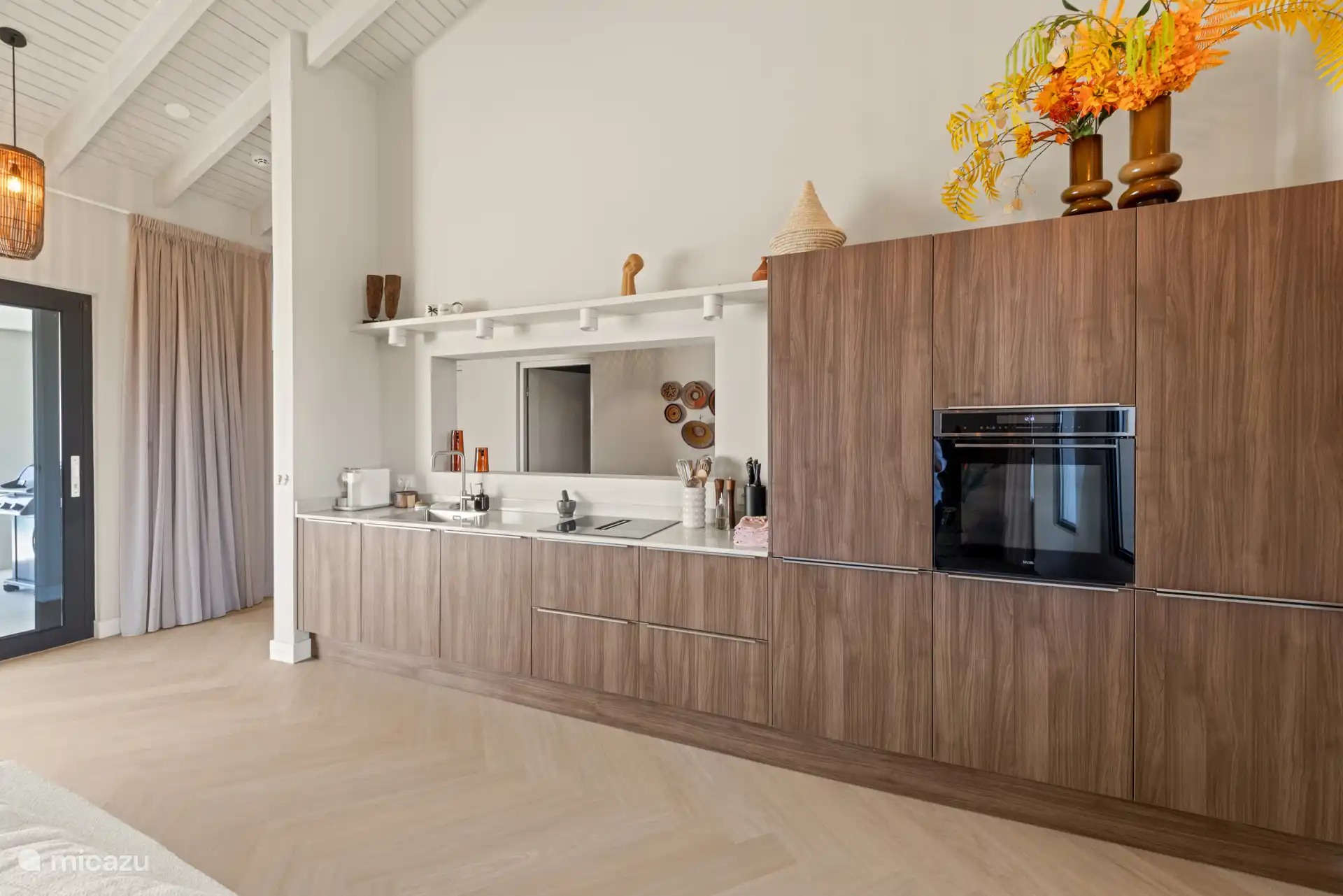 Prachtig, luxe, nieuw en sfeervol ingerichte villa, geschikt voor 10 personen. 