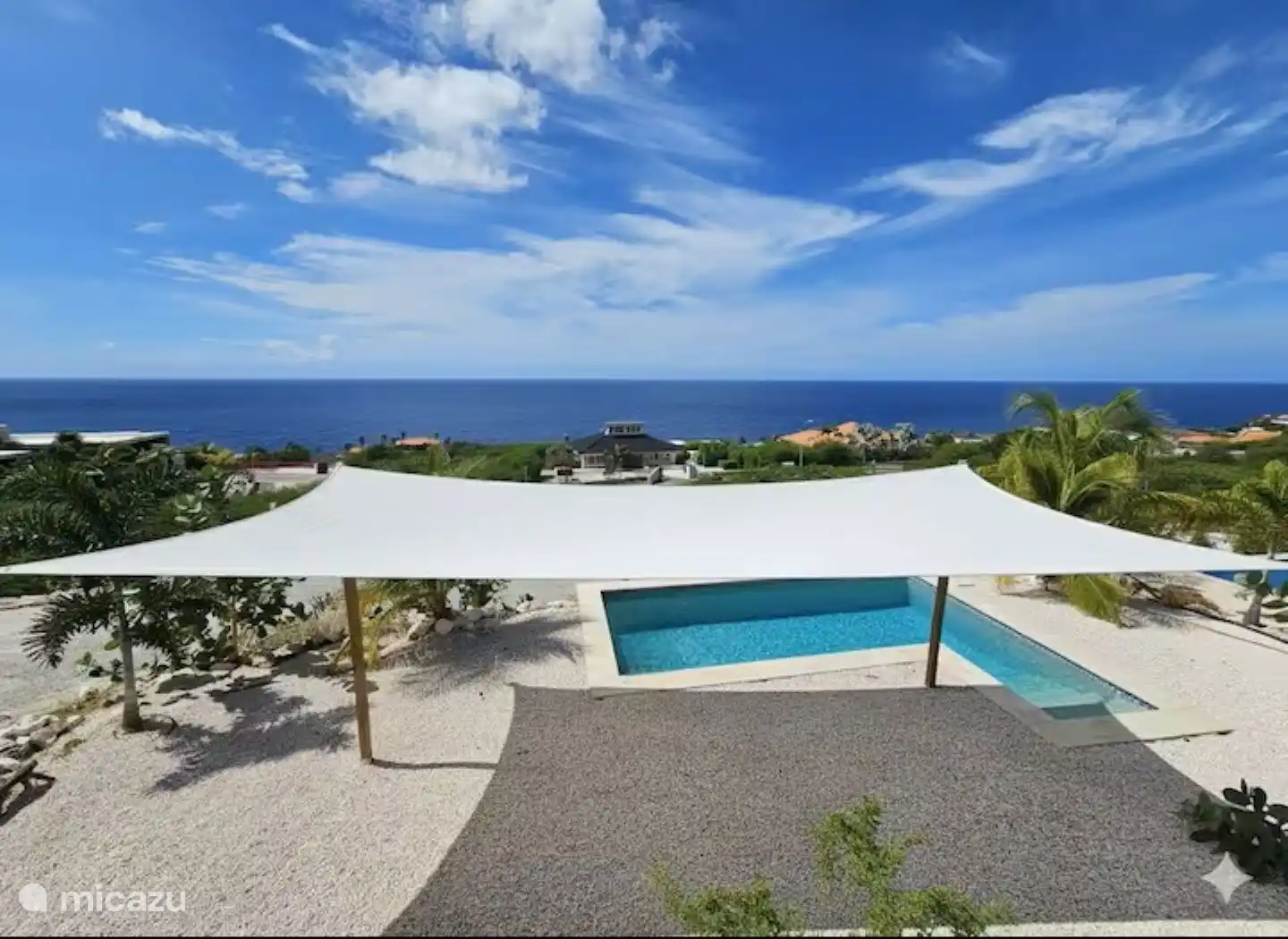 appartement huren in Coral Estate, Rif St.Marie, Banda Abou (west), Curaçao - Gezellig app met zeezicht en zwembad