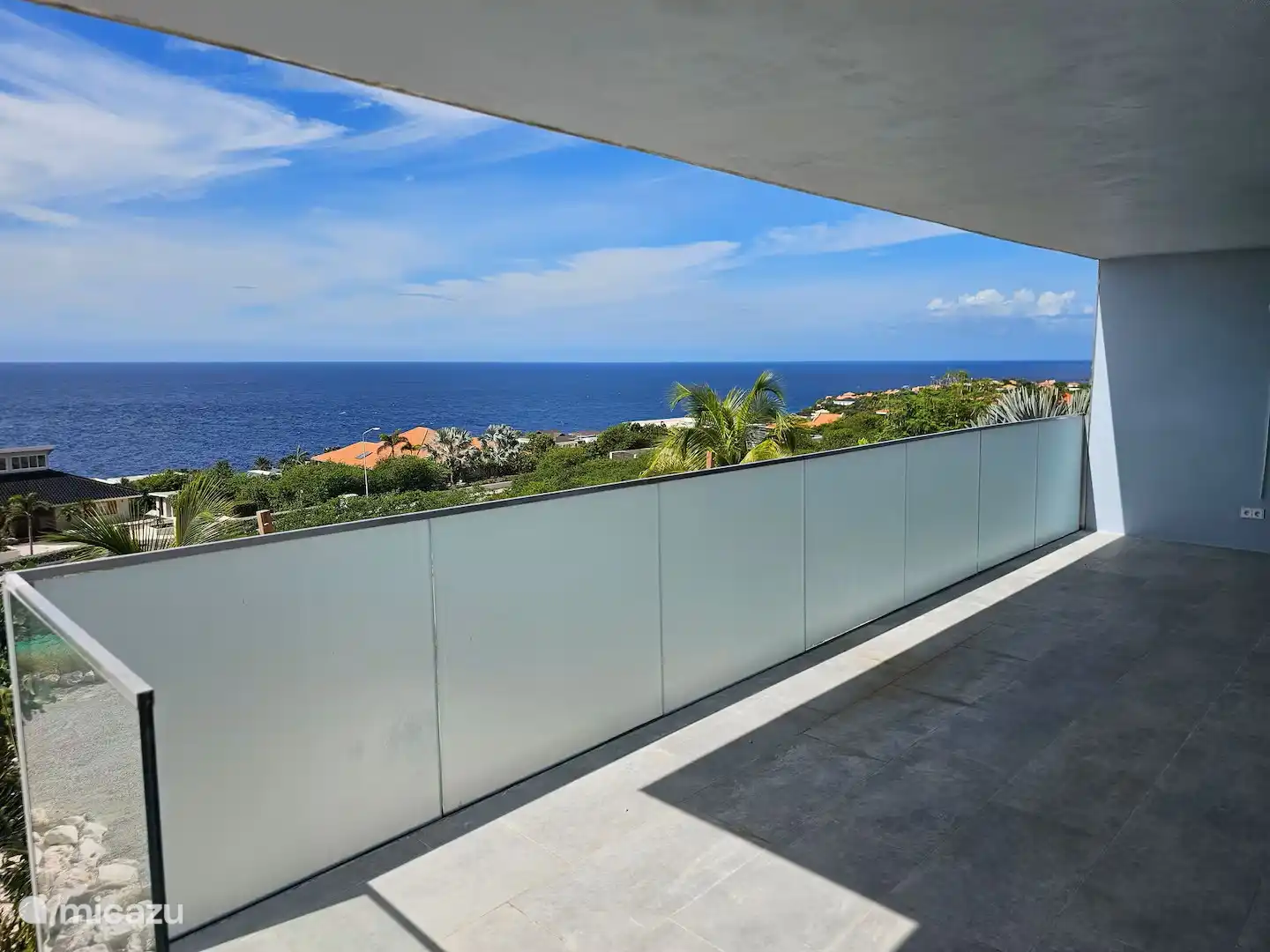 Gezellig app met zeezicht en zwembad huren in Curaçao, Banda Abou (west), Coral Estate, Rif St.Marie - appartement