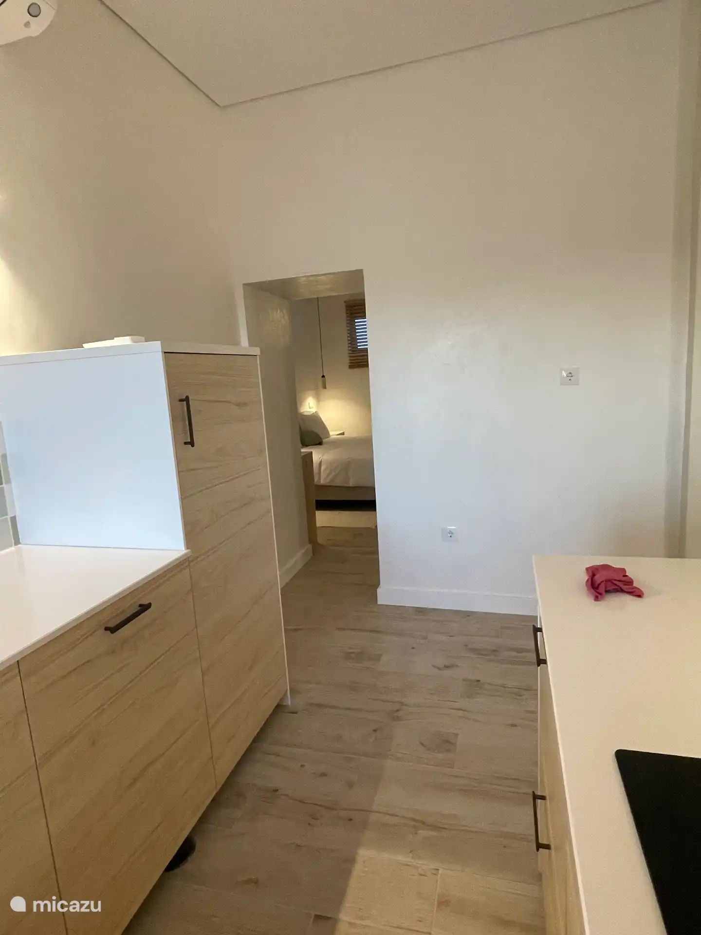 Réfrigérateur spacieux avec compartiment congélateur 