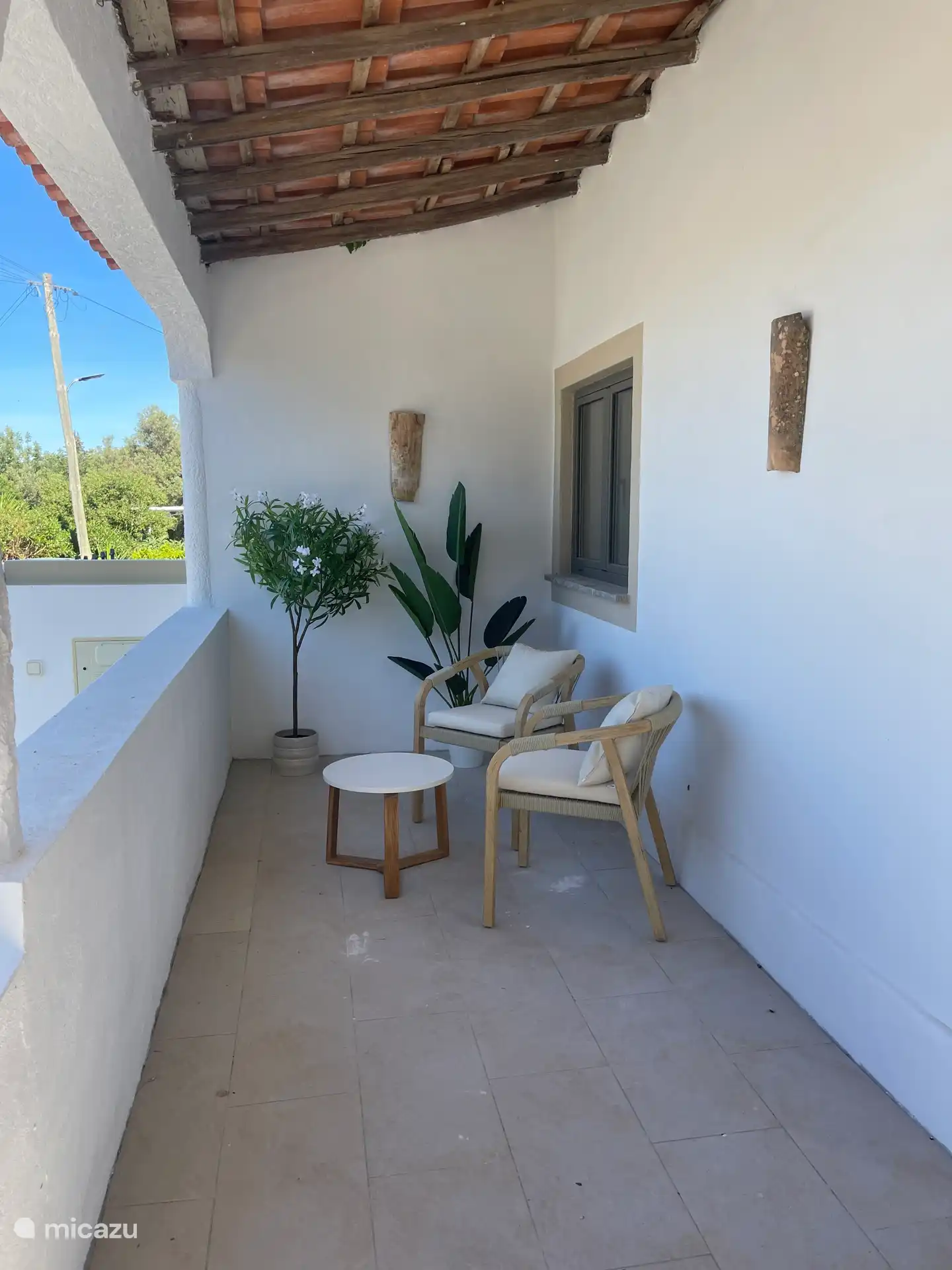 Un endroit charmant pour prendre votre café 