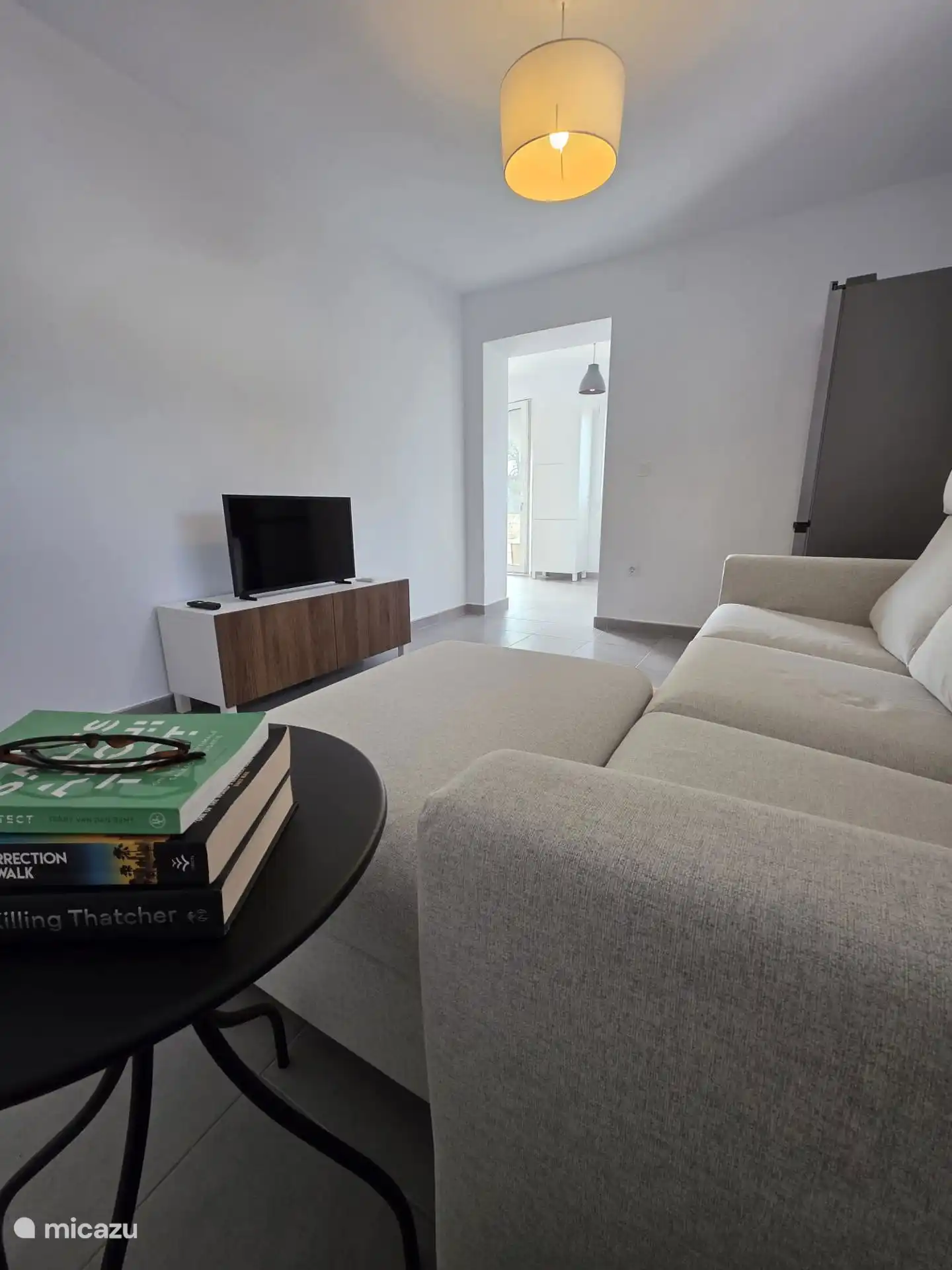 Wohnzimmer mit Smart-TV